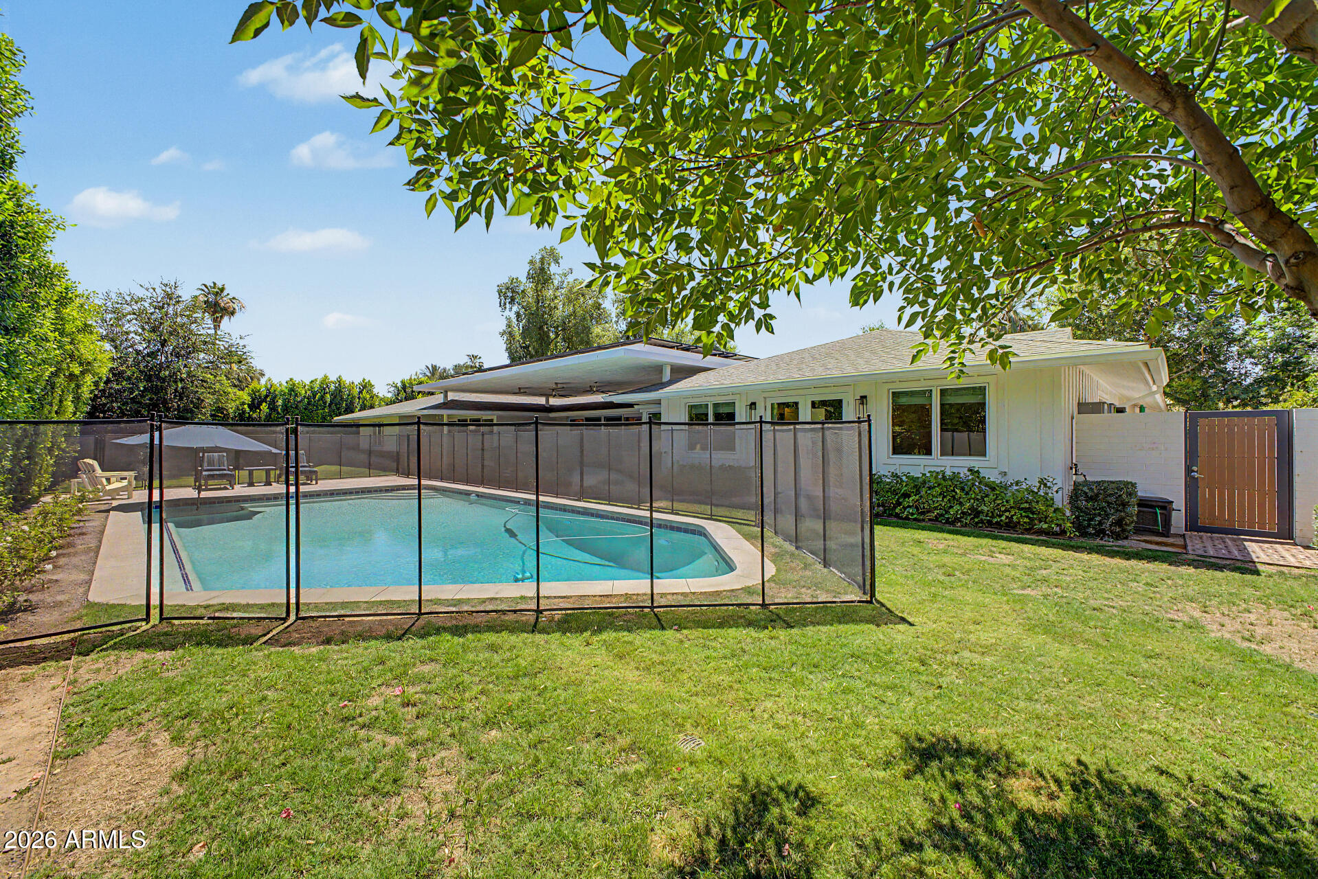 CAMELBACK VILLA 2 - Residential