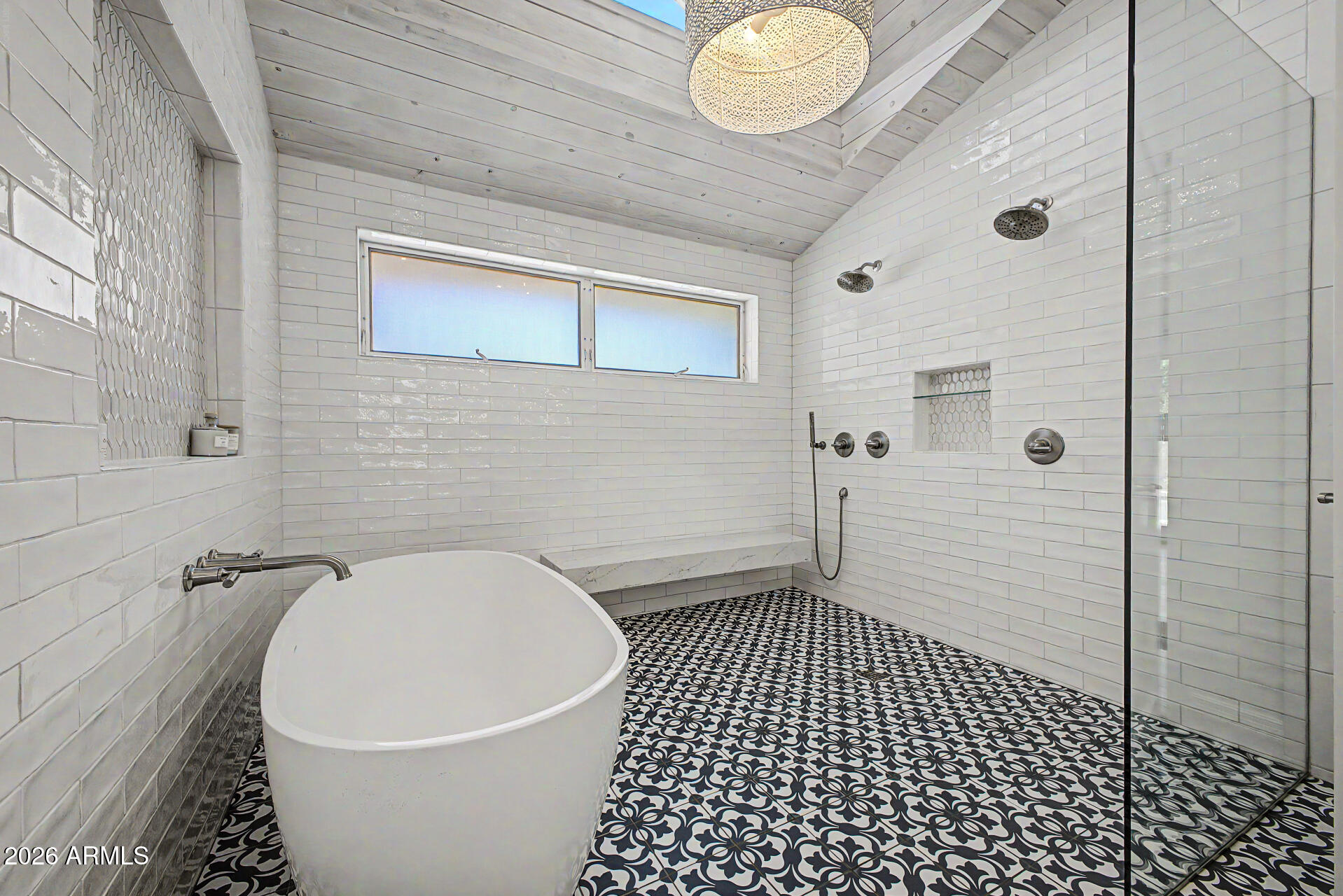 CAMELBACK VILLA 2 - Residential