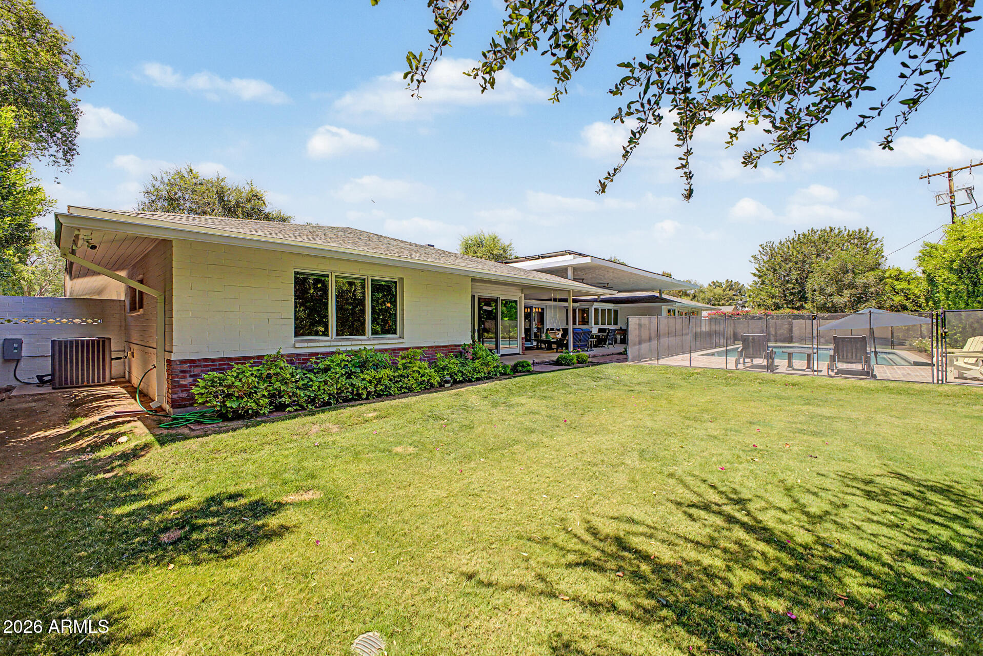CAMELBACK VILLA 2 - Residential