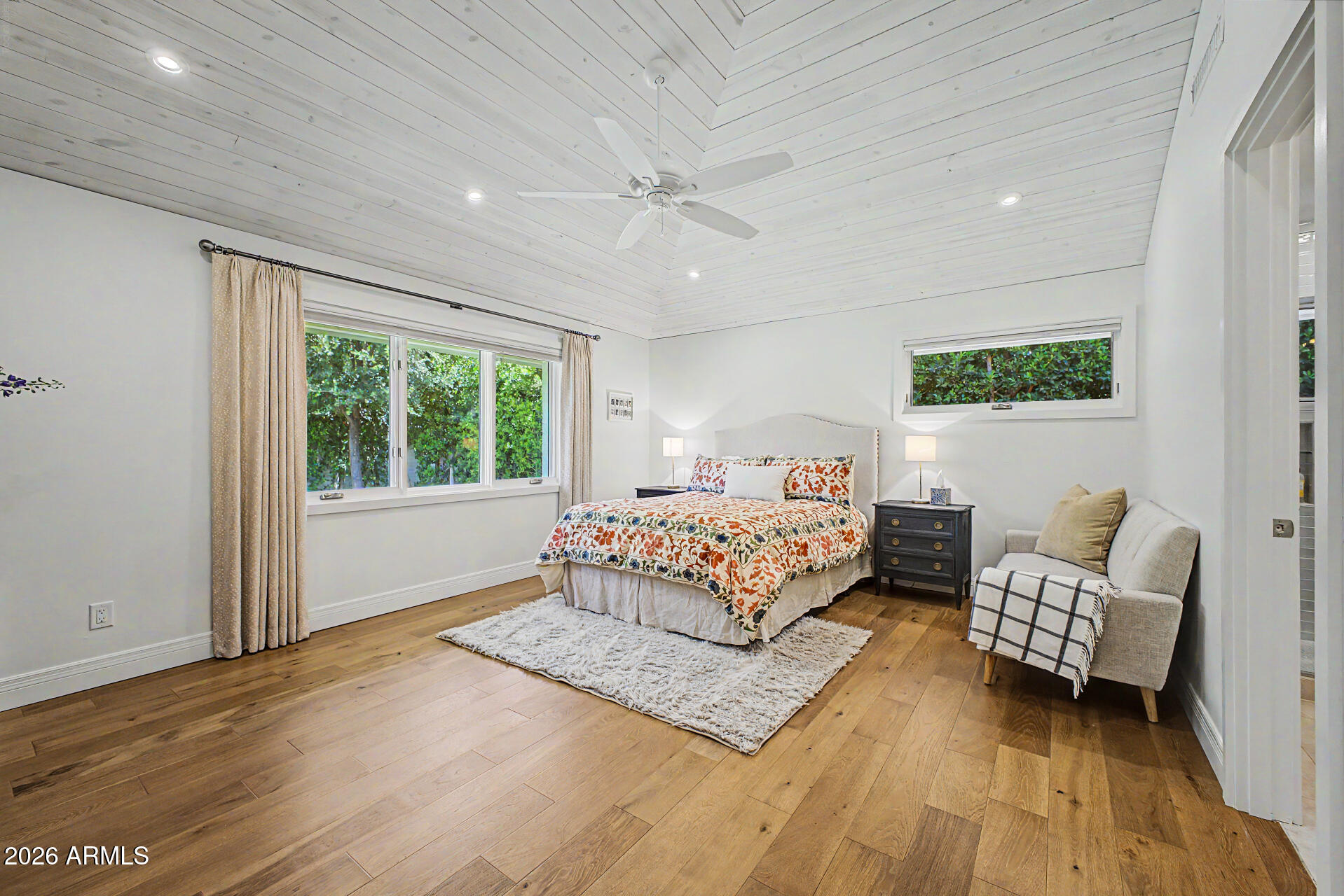 CAMELBACK VILLA 2 - Residential