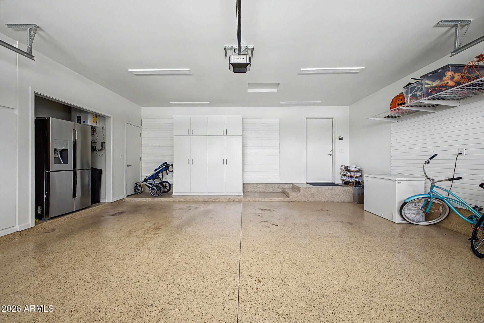 CAMELBACK VILLA 2 - Residential