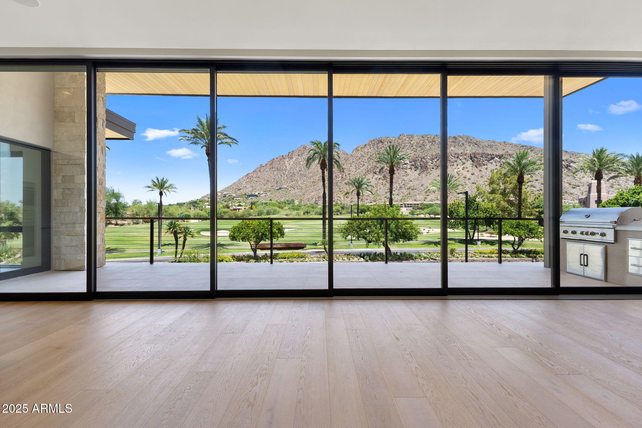 PHOENICIAN CANYON RESIDENCES - Residential