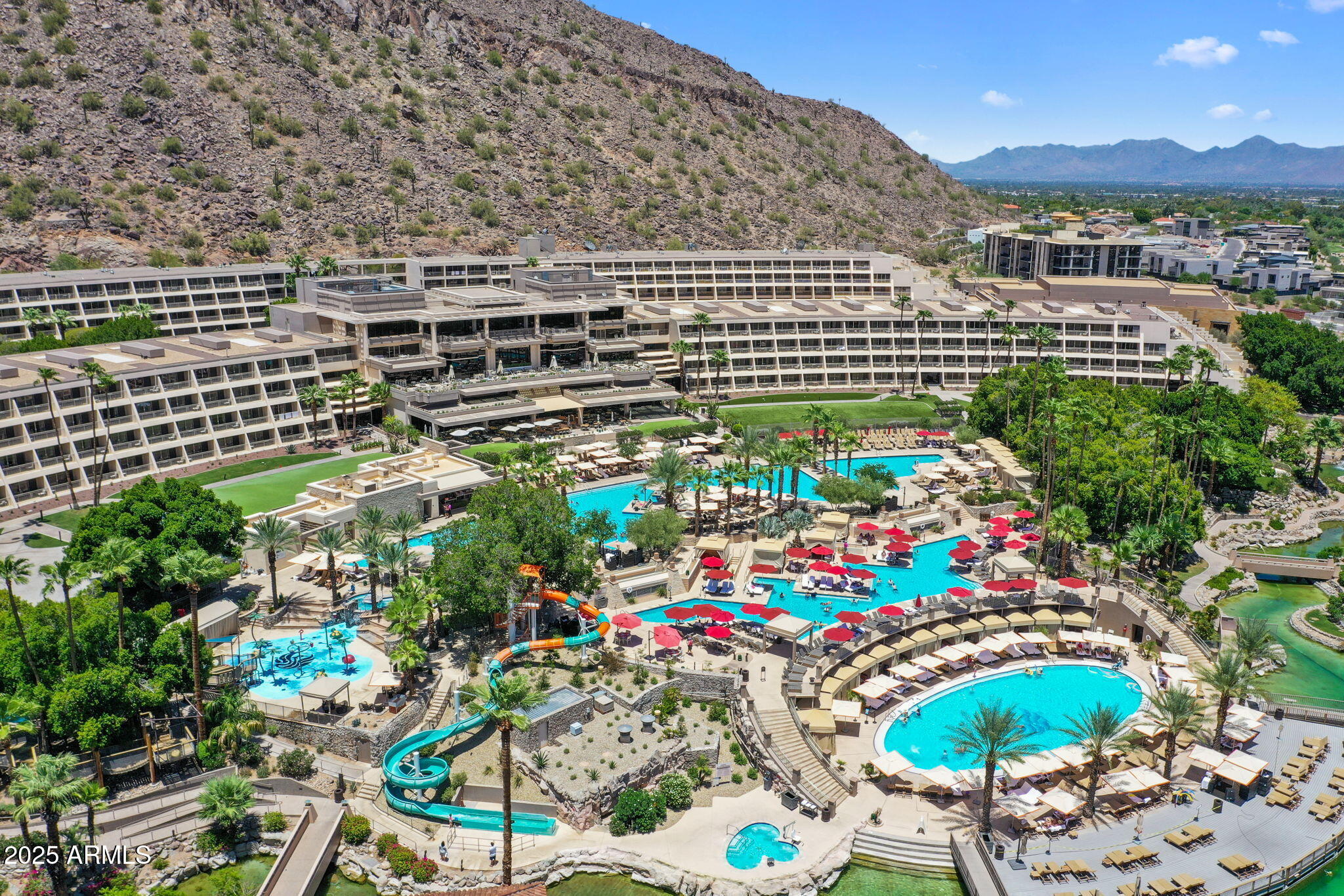 PHOENICIAN CANYON RESIDENCES - Residential