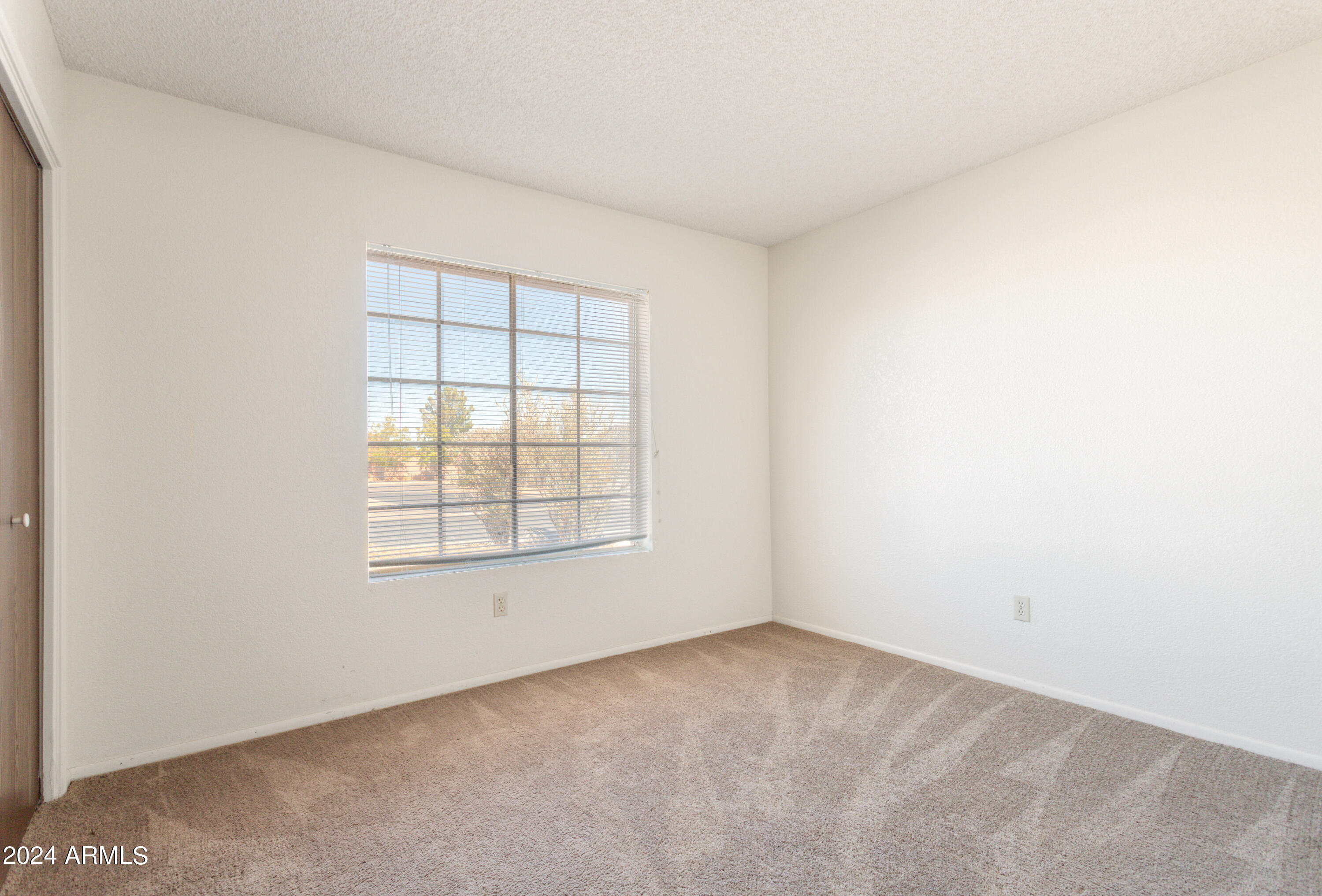 SUMMIT MEADOWS - Residential