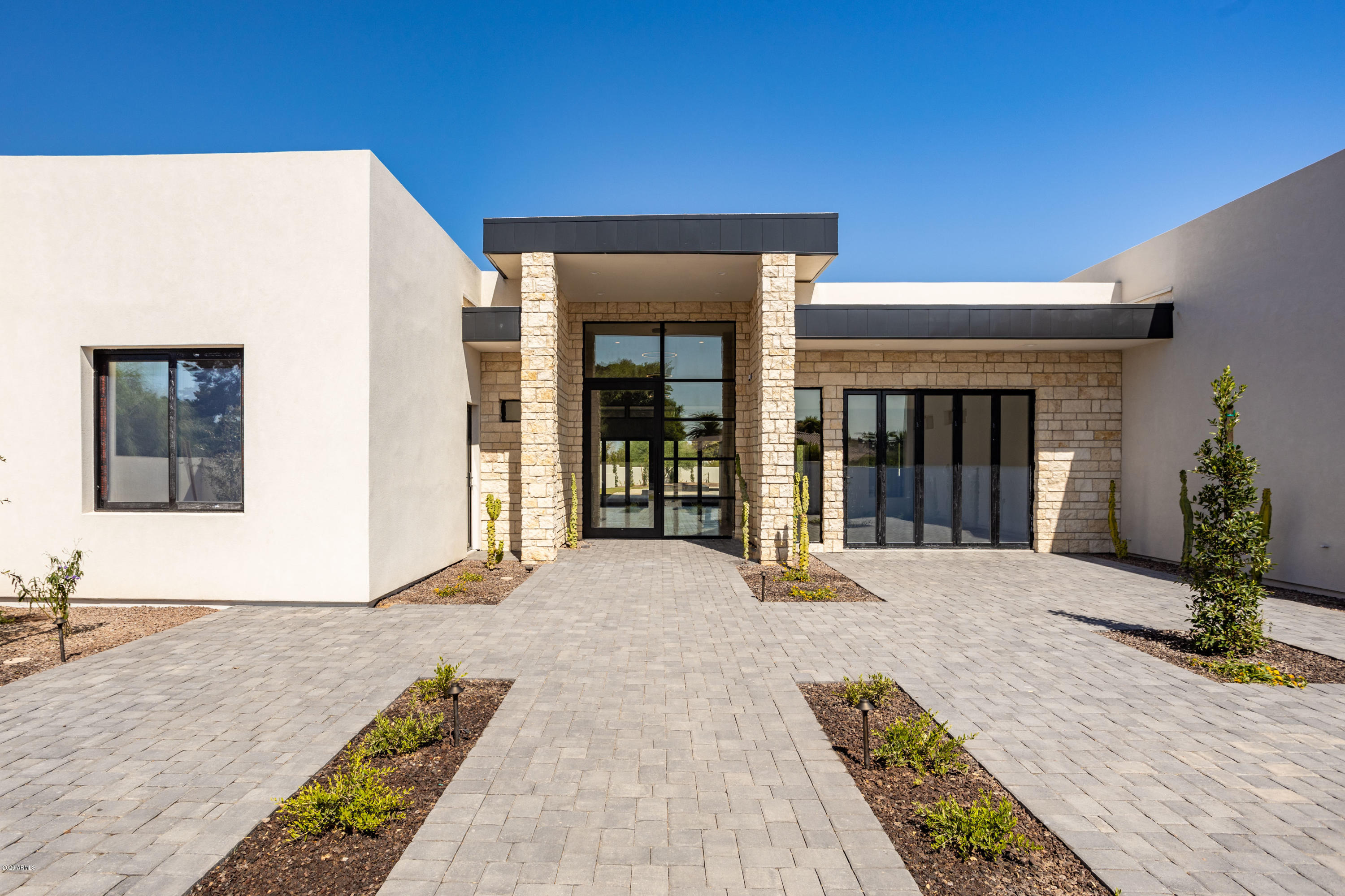 Paradise Valley - Residential