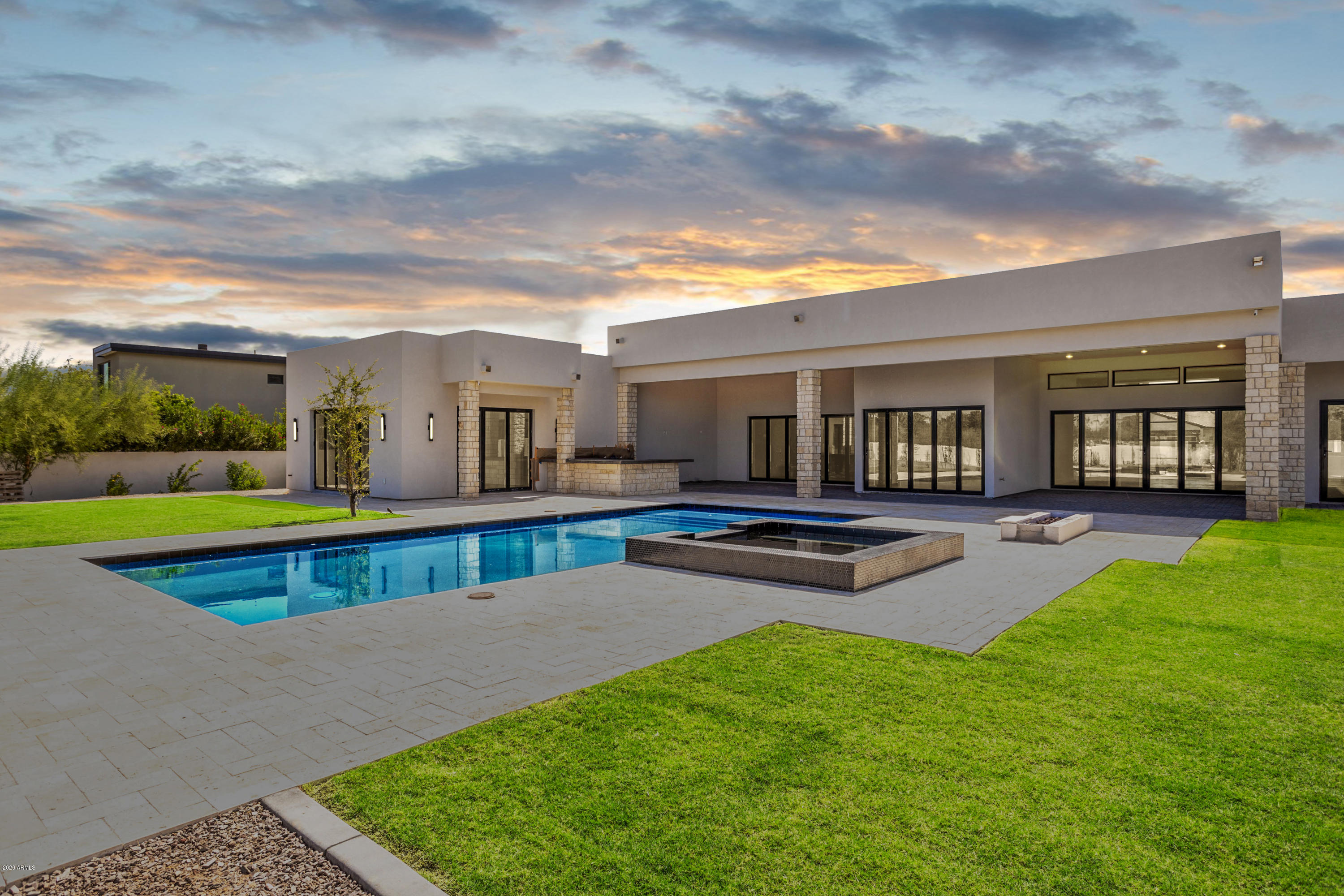 Paradise Valley - Residential
