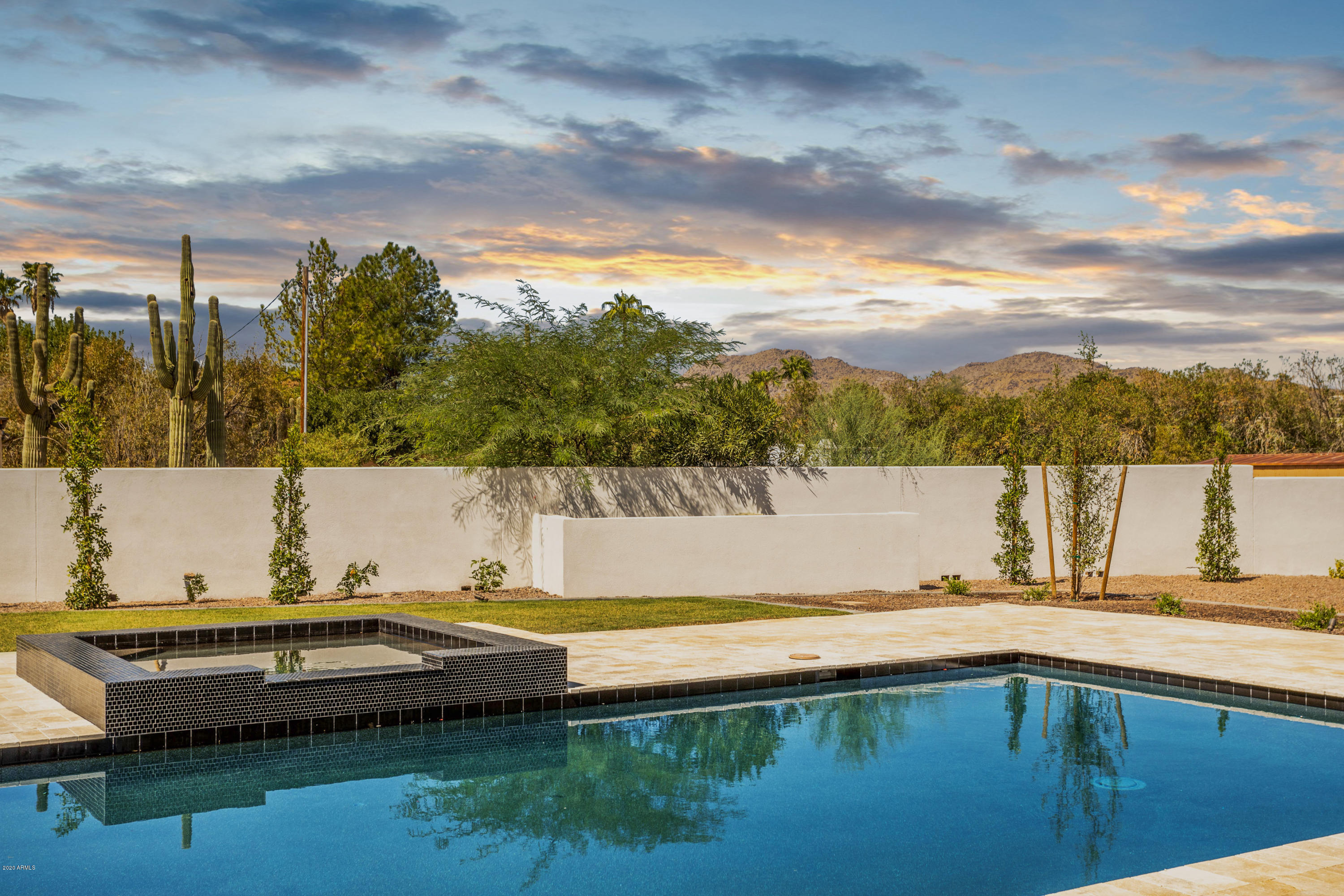 Paradise Valley - Residential