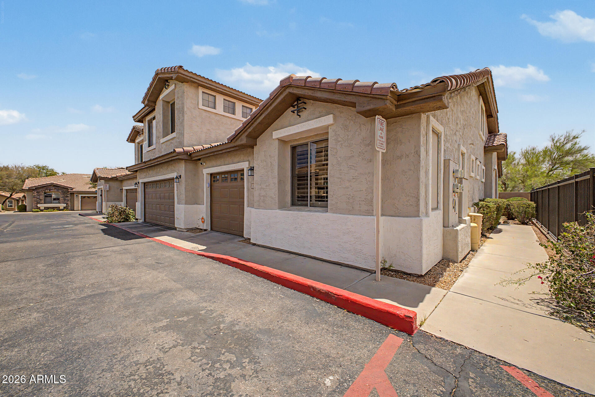 STONECLIFFE CONDOMINIUM - Residential