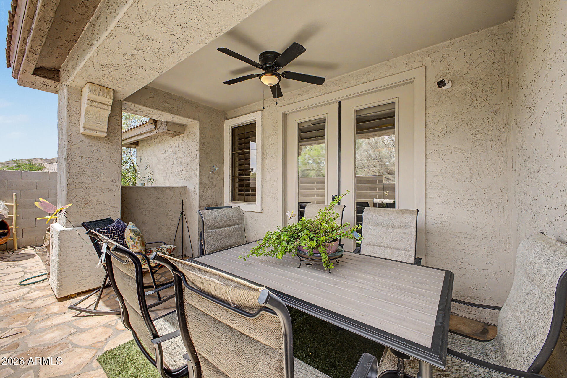 STONECLIFFE CONDOMINIUM - Residential