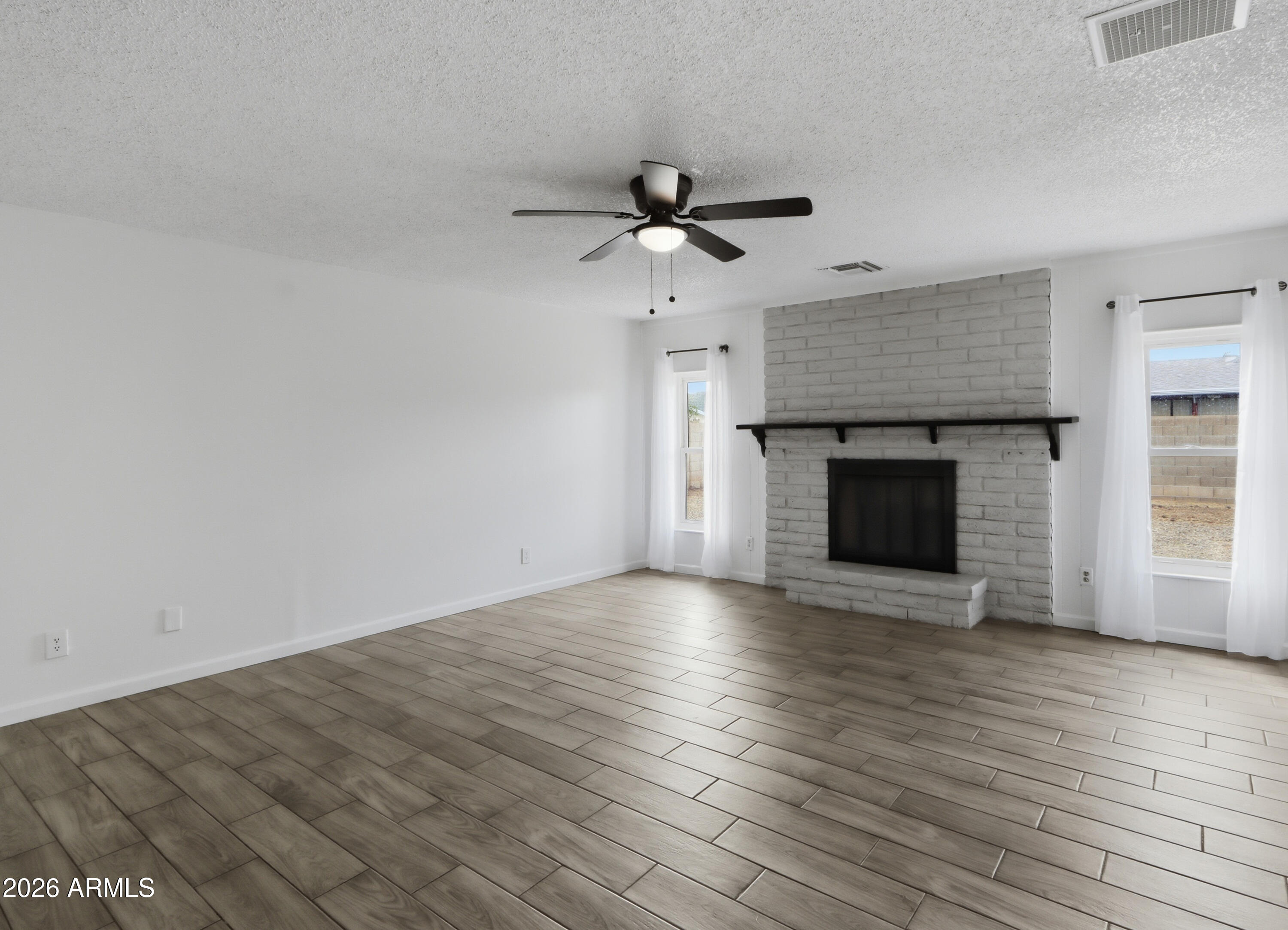 THUNDERBIRD VILLAGE - Residential