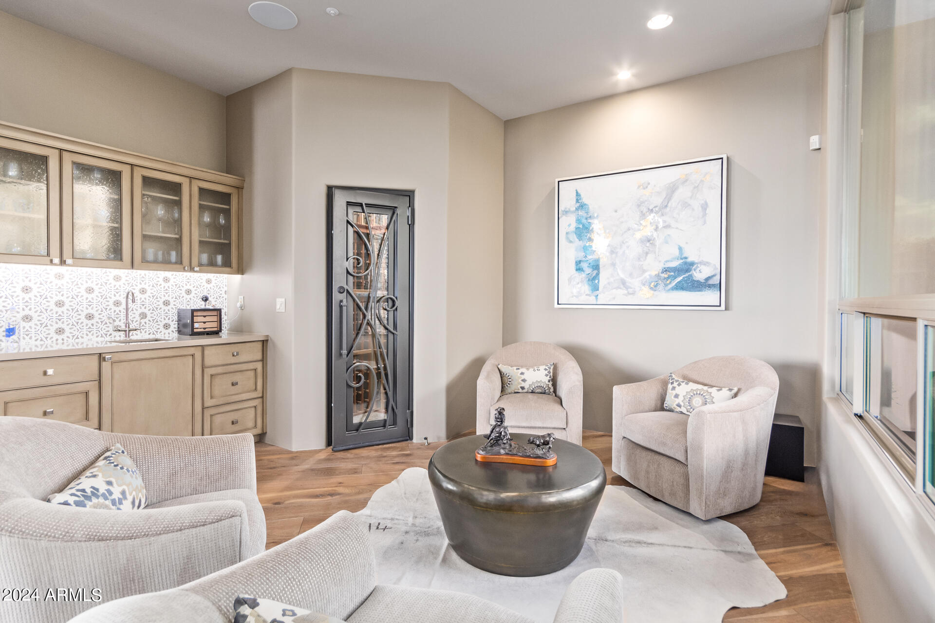 PINNACLE CANYON - Residential