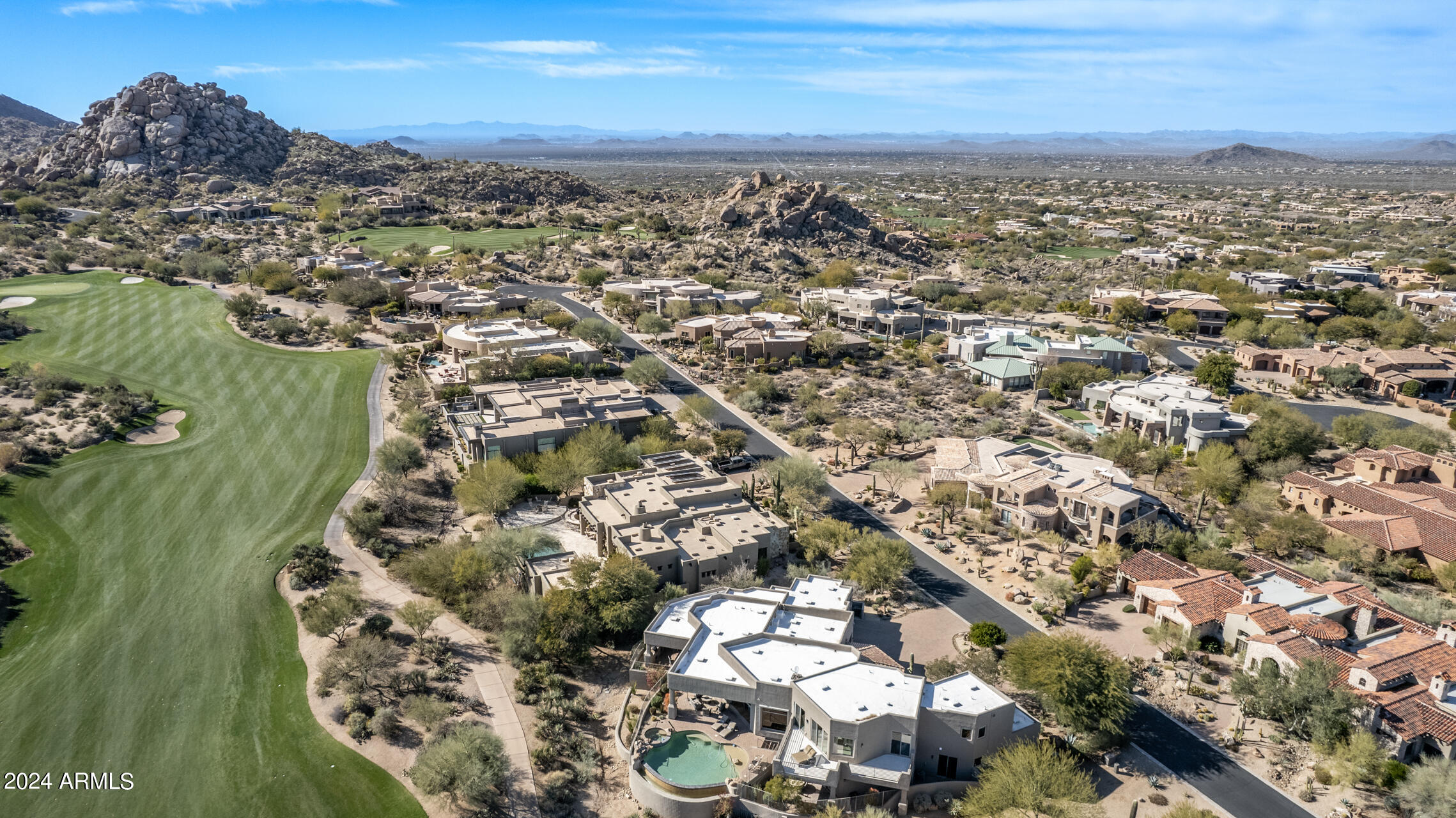 PINNACLE CANYON - Residential