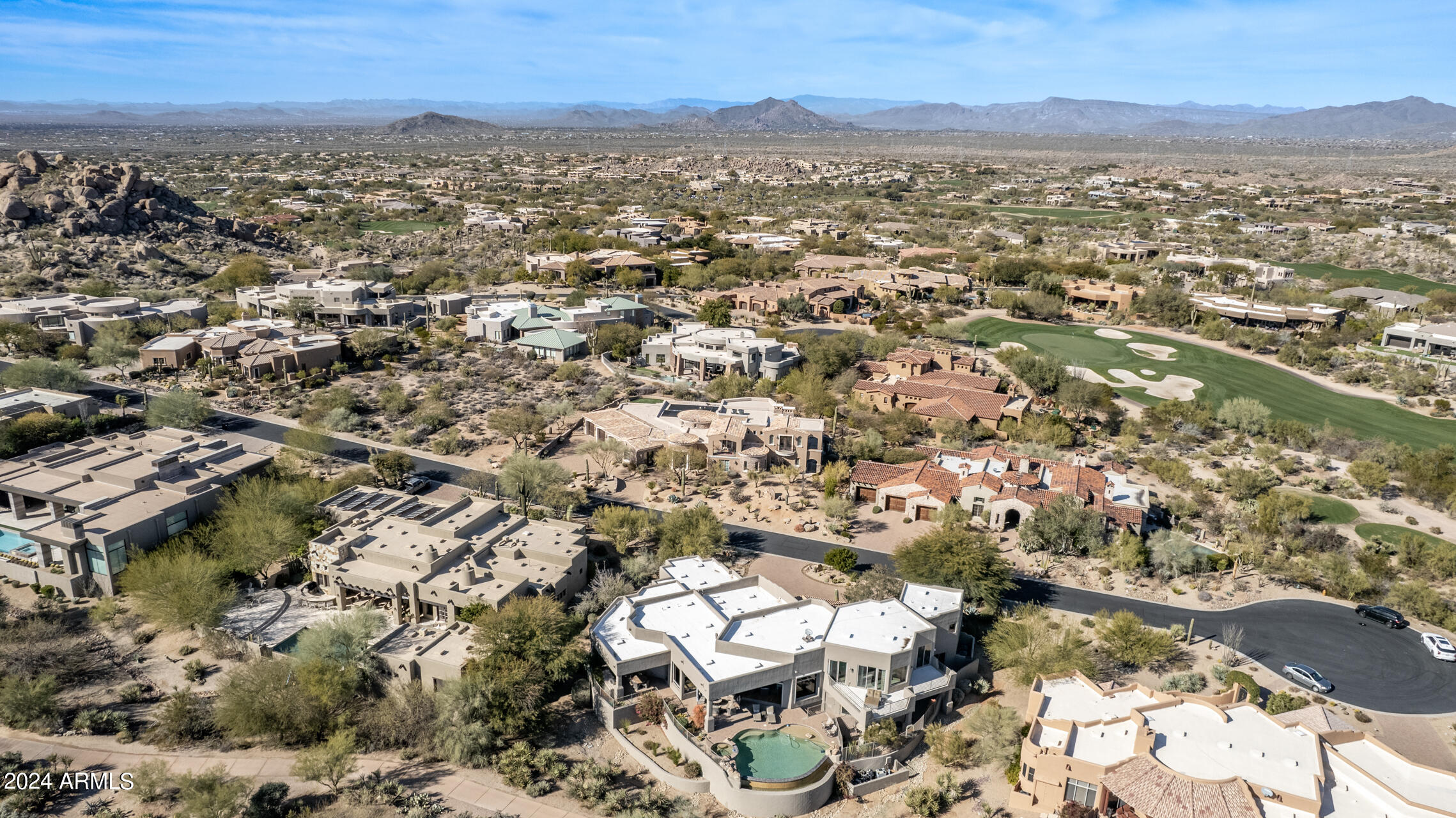 PINNACLE CANYON - Residential