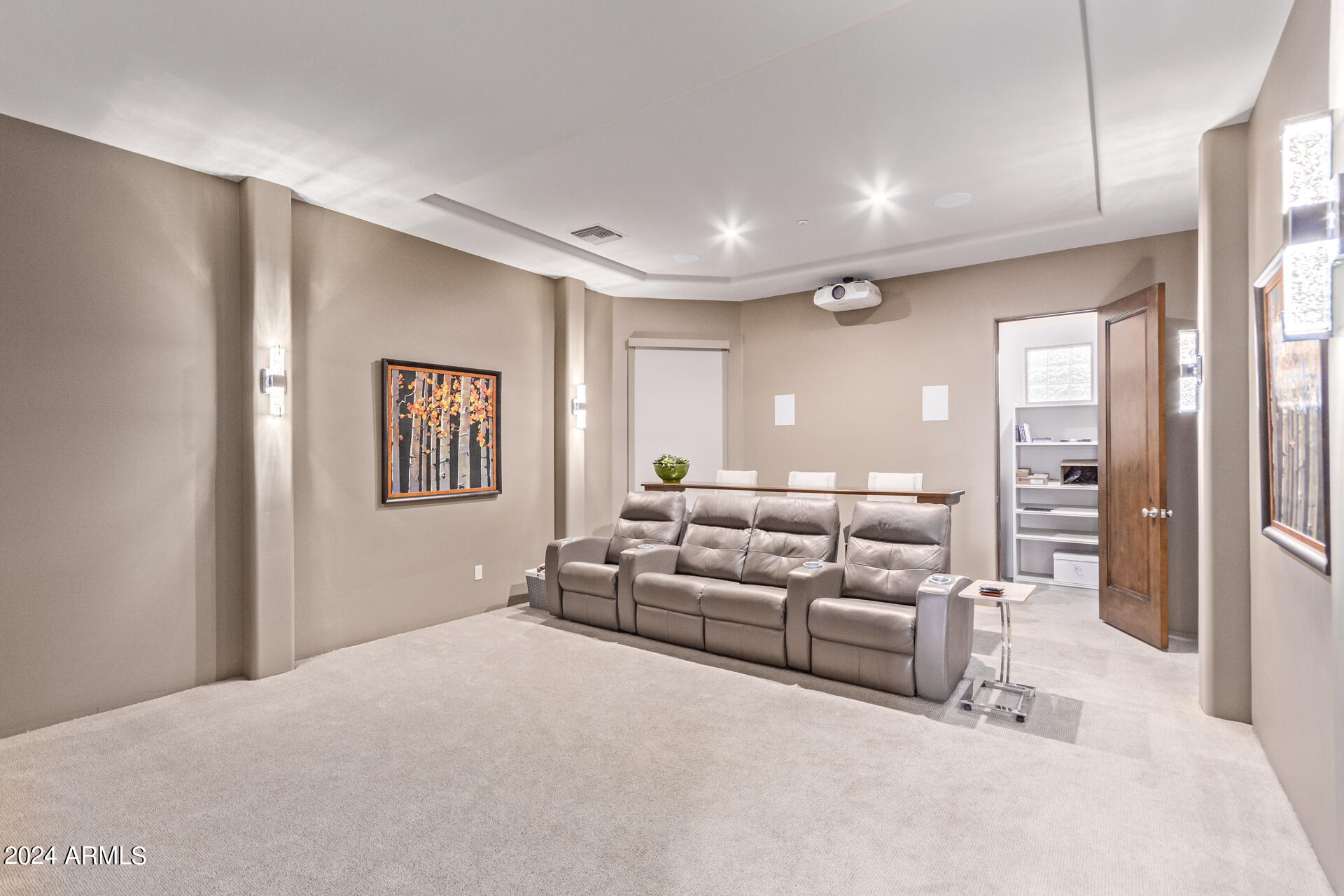 PINNACLE CANYON - Residential