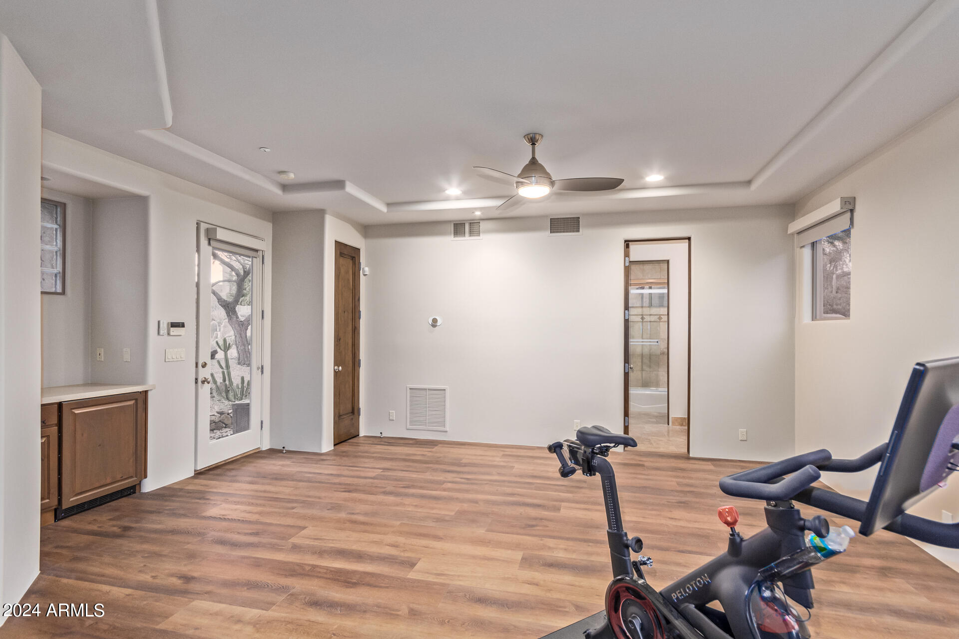 PINNACLE CANYON - Residential