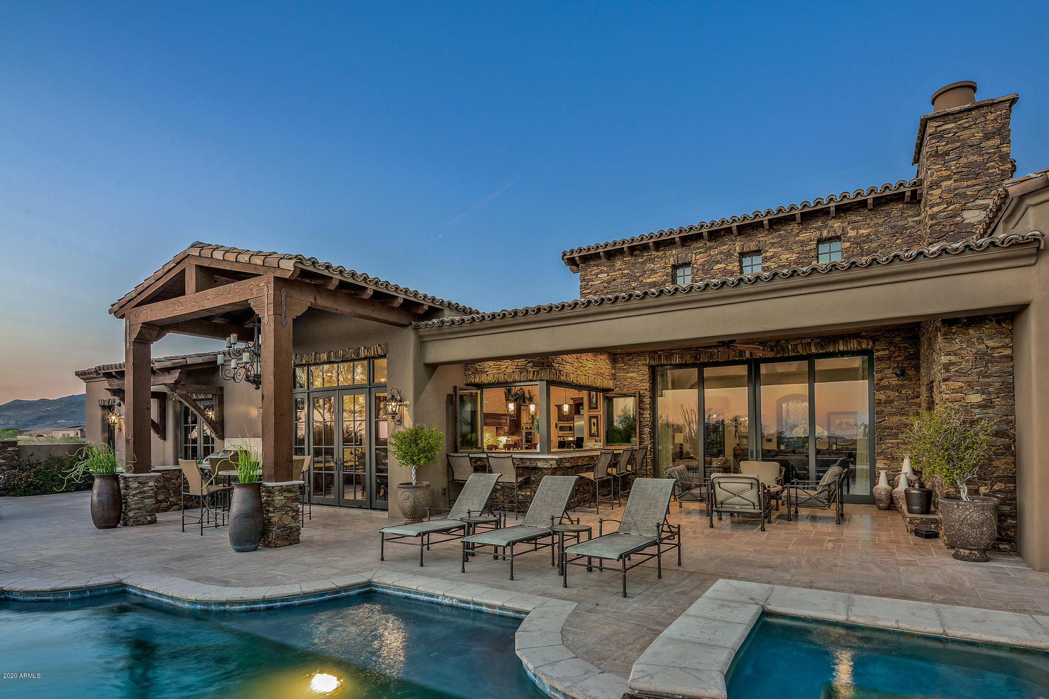 Mirabel Club - Residential