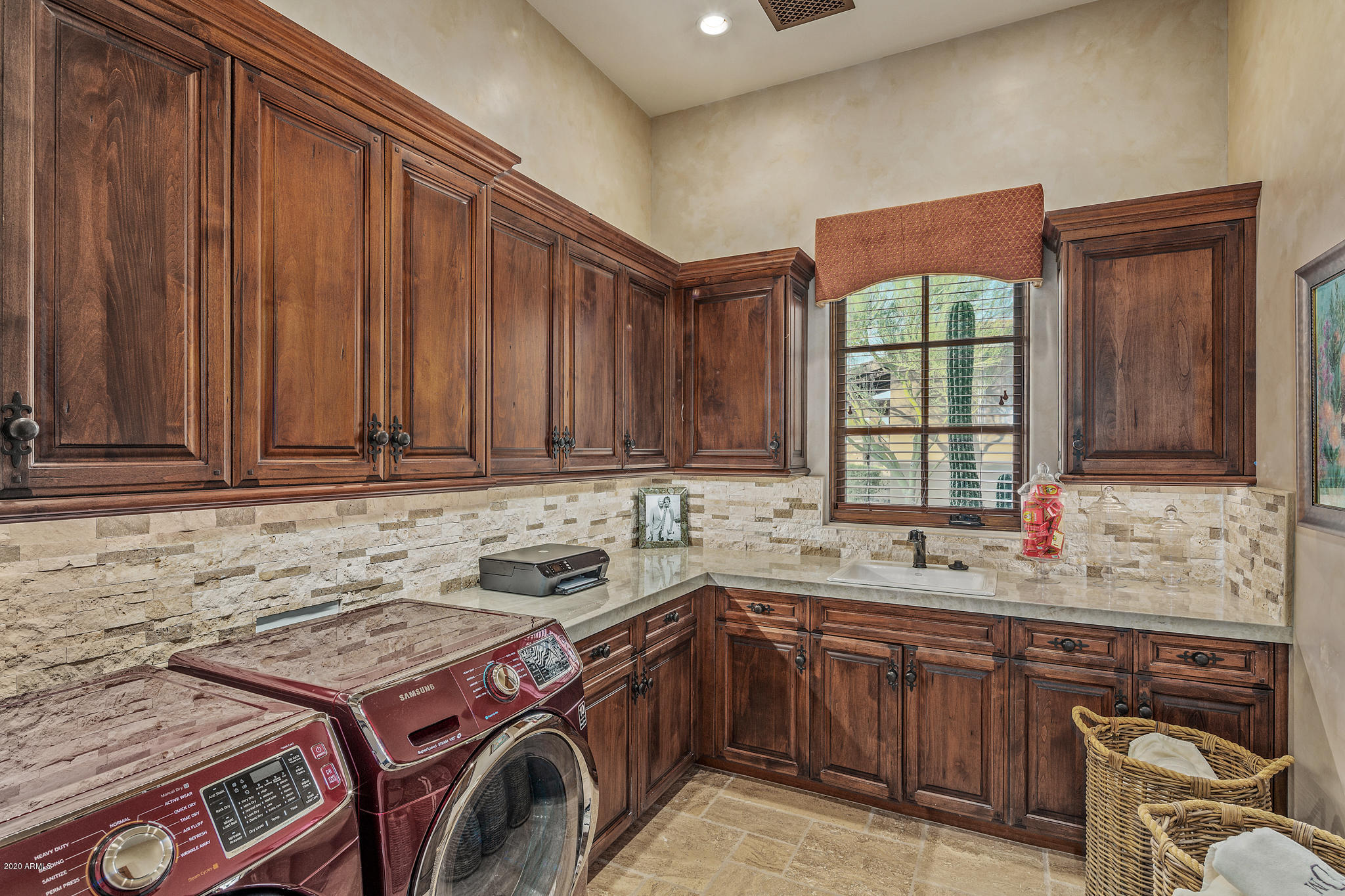 Mirabel Club - Residential