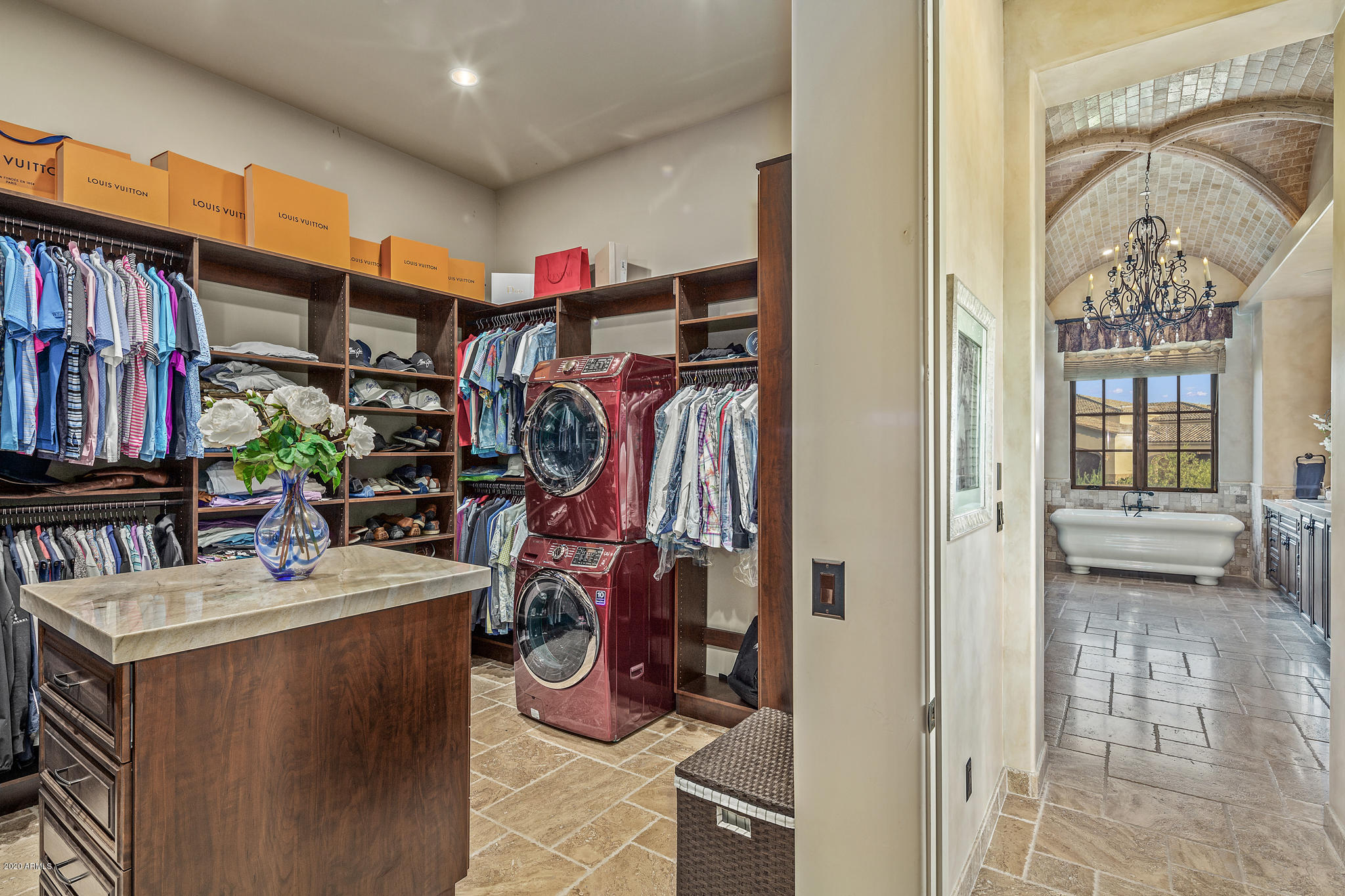 Mirabel Club - Residential