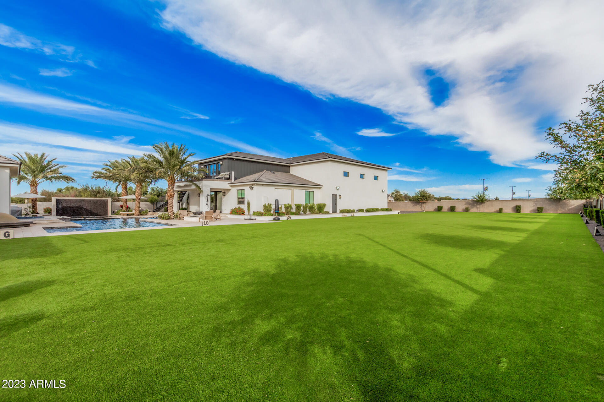 QUEEN CREEK EQUESTRIAN ESTATES - Residential