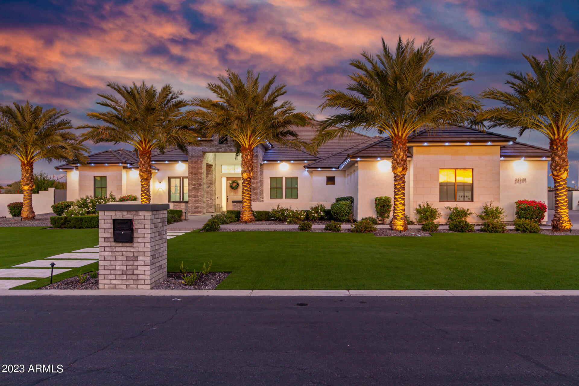 QUEEN CREEK EQUESTRIAN ESTATES - Residential