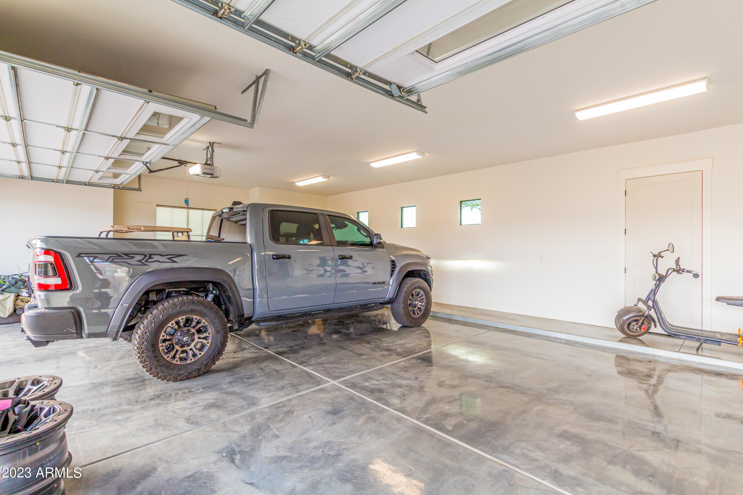 QUEEN CREEK EQUESTRIAN ESTATES - Residential
