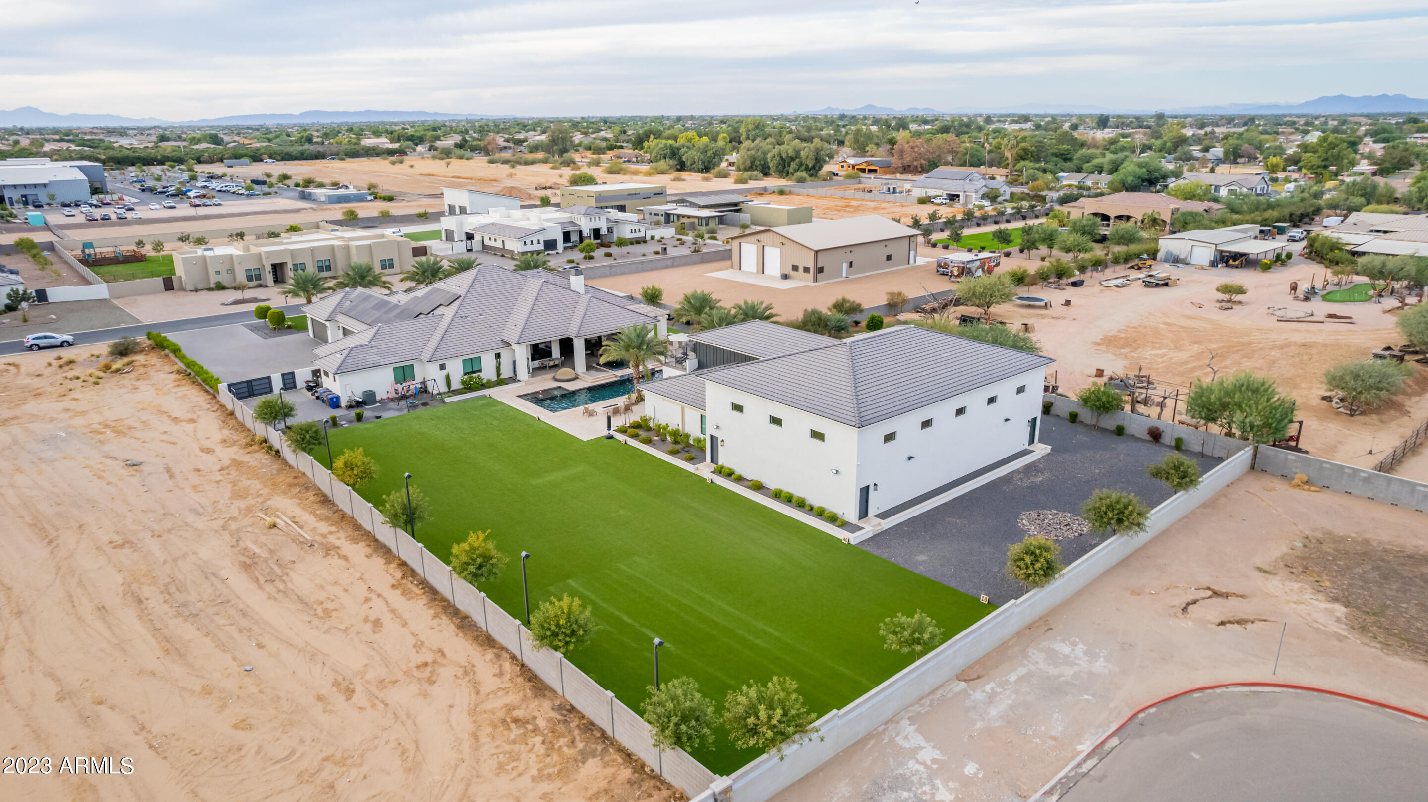 QUEEN CREEK EQUESTRIAN ESTATES - Residential