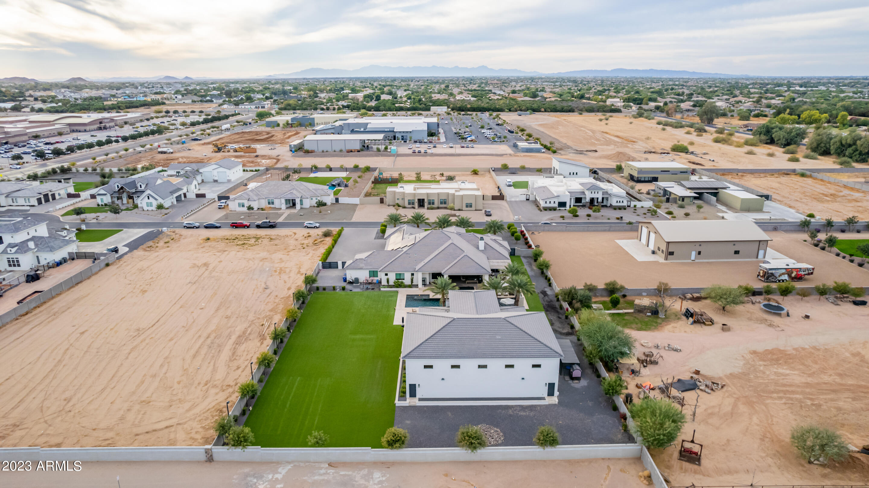 QUEEN CREEK EQUESTRIAN ESTATES - Residential