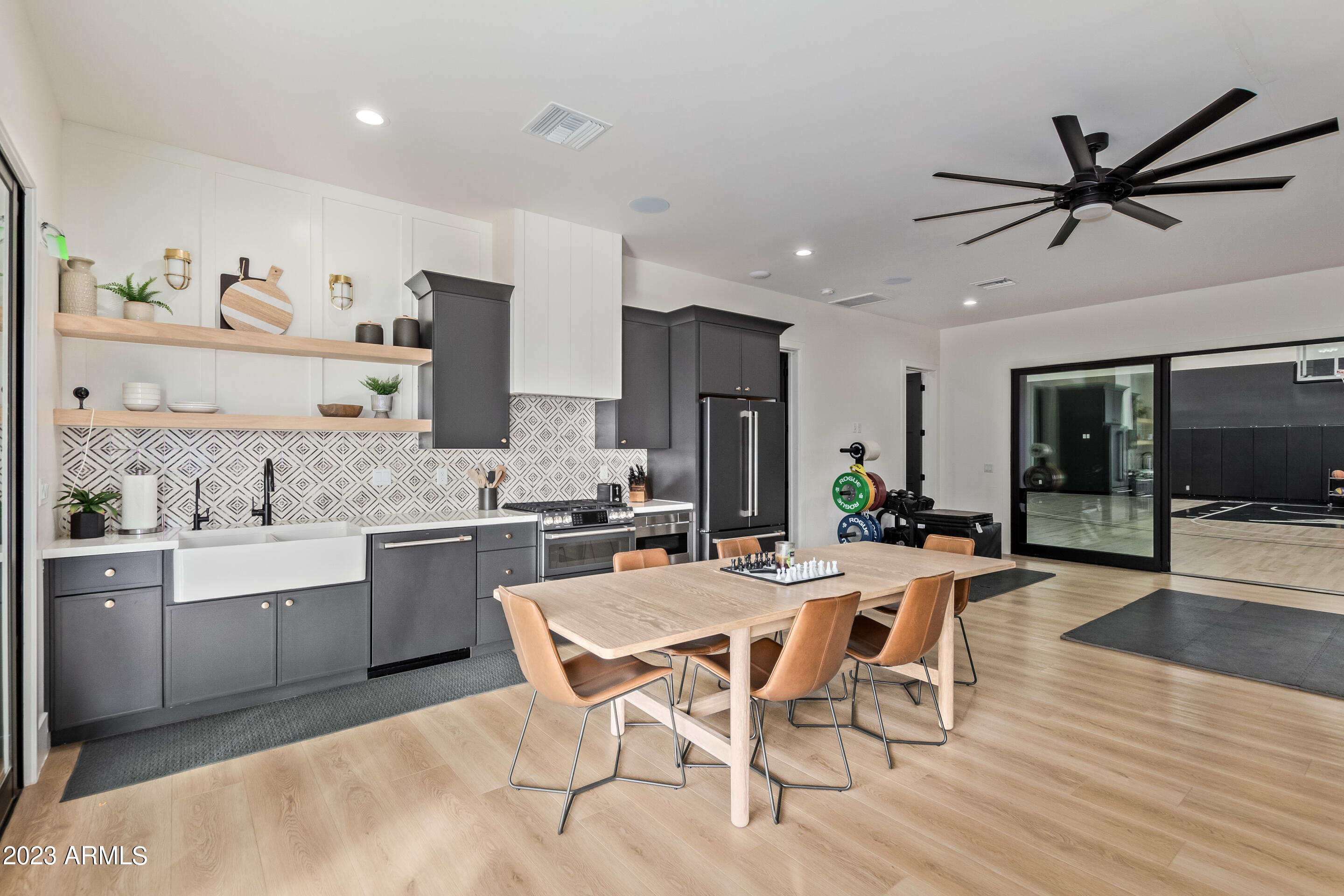 QUEEN CREEK EQUESTRIAN ESTATES - Residential