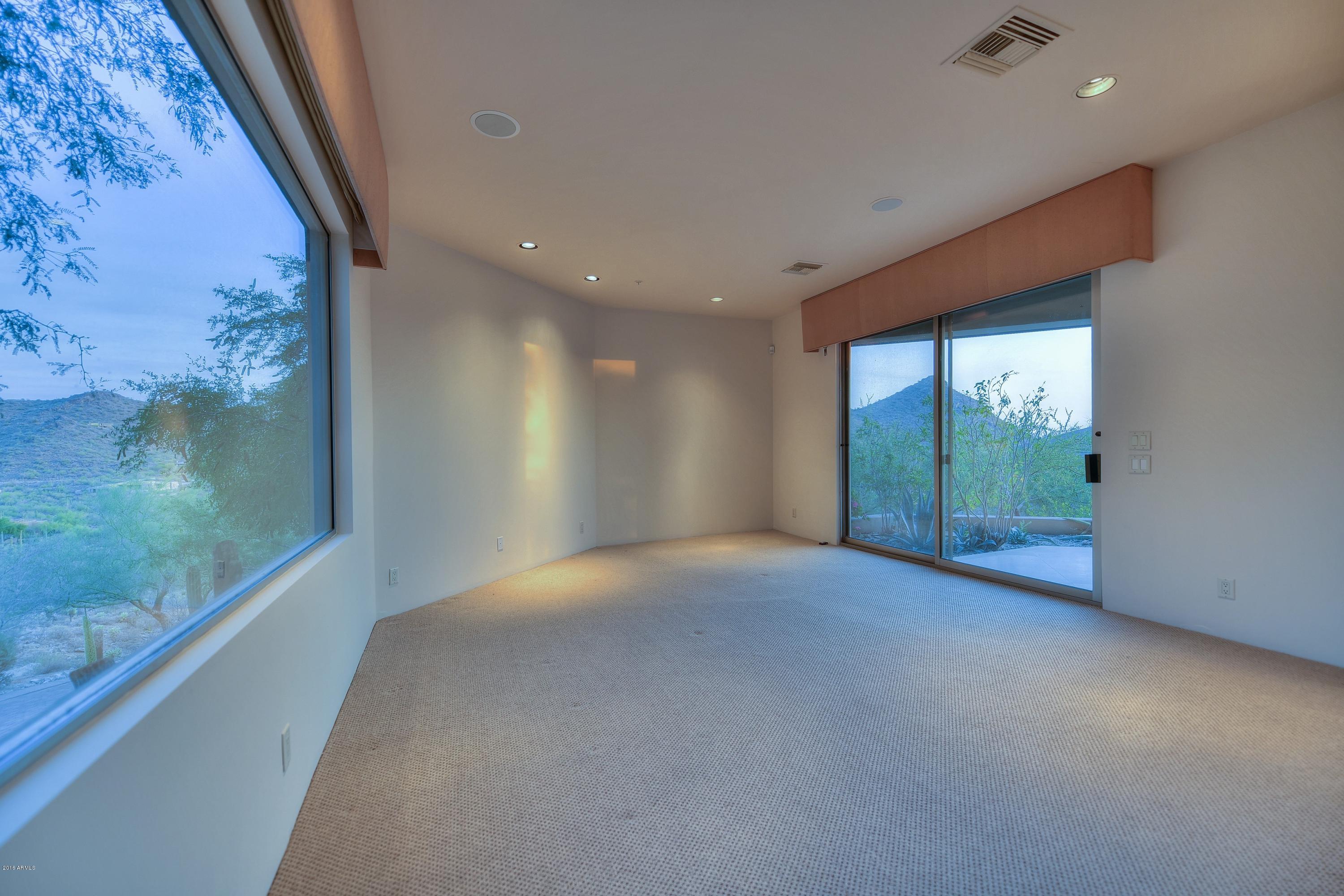 CANYON HEIGHTS - Residential