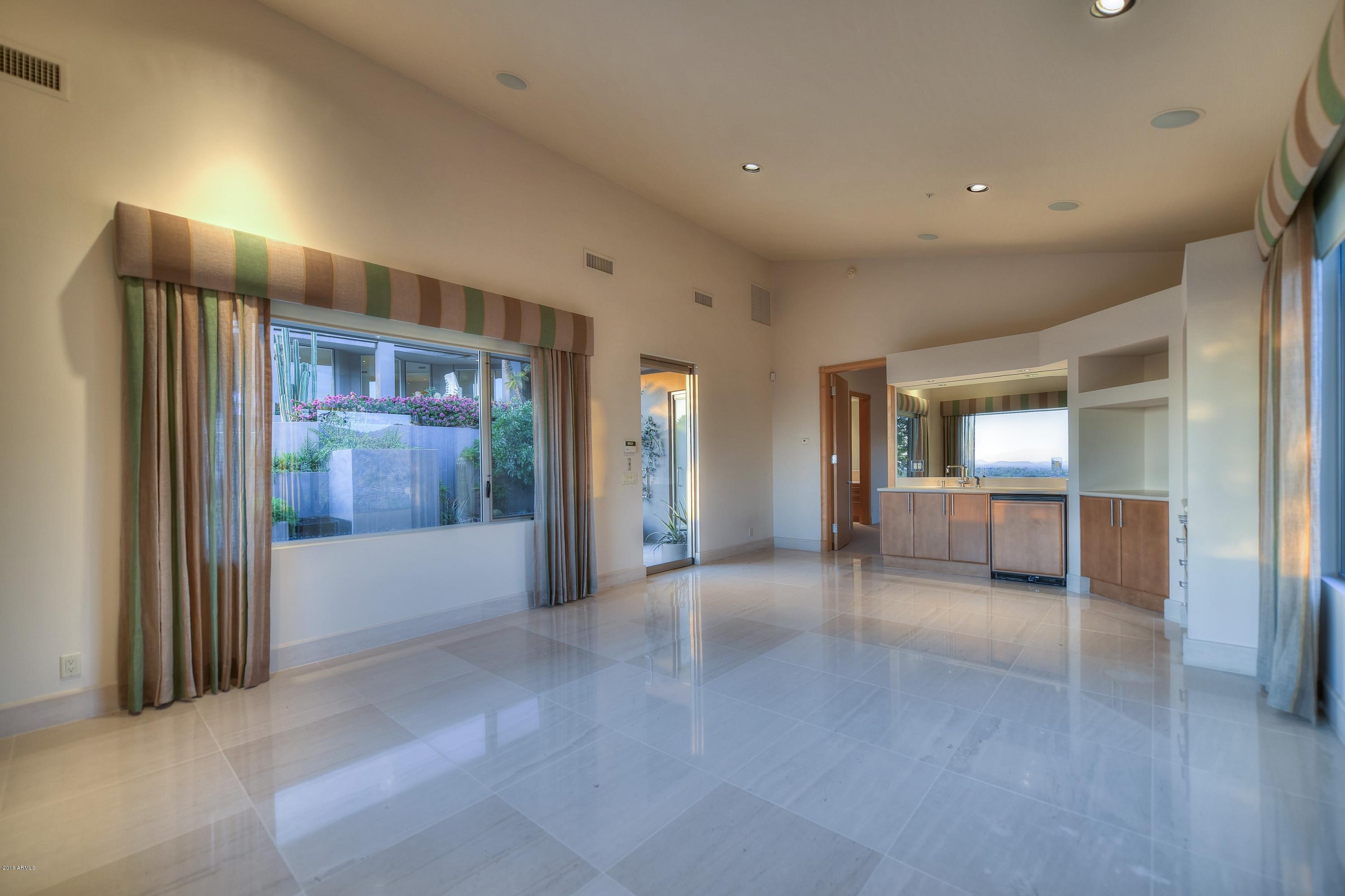 CANYON HEIGHTS - Residential