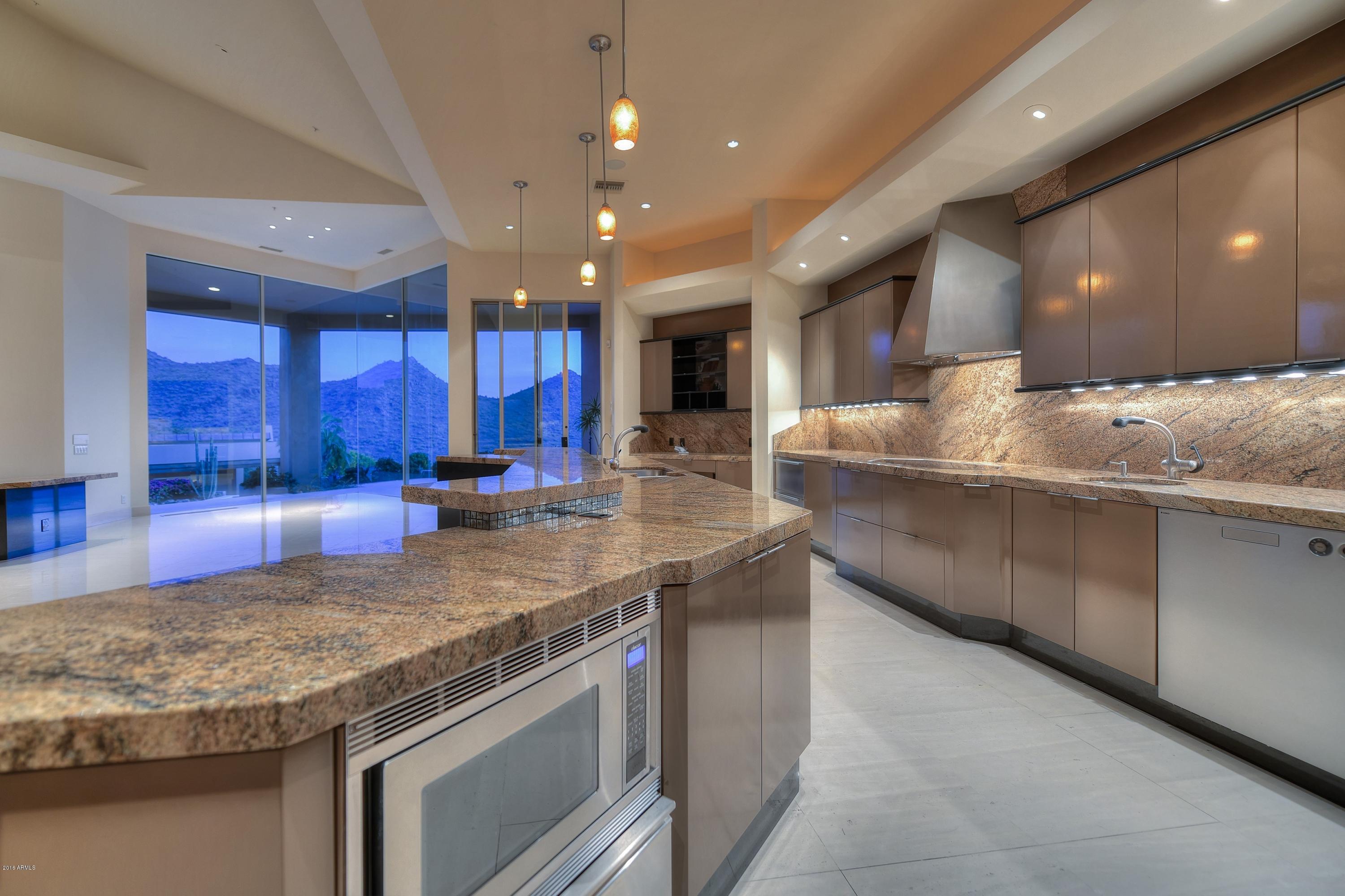 CANYON HEIGHTS - Residential
