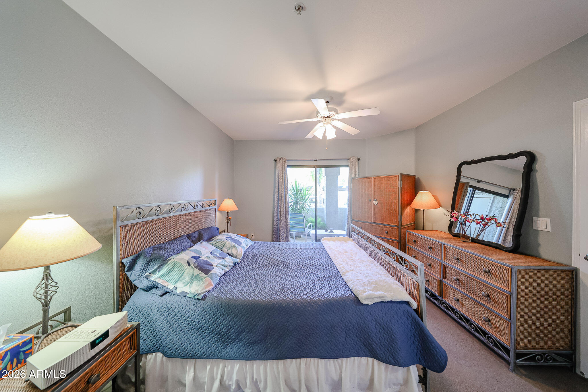 SIGNATURE SCOTTSDALE CONDOMINIUM - Residential