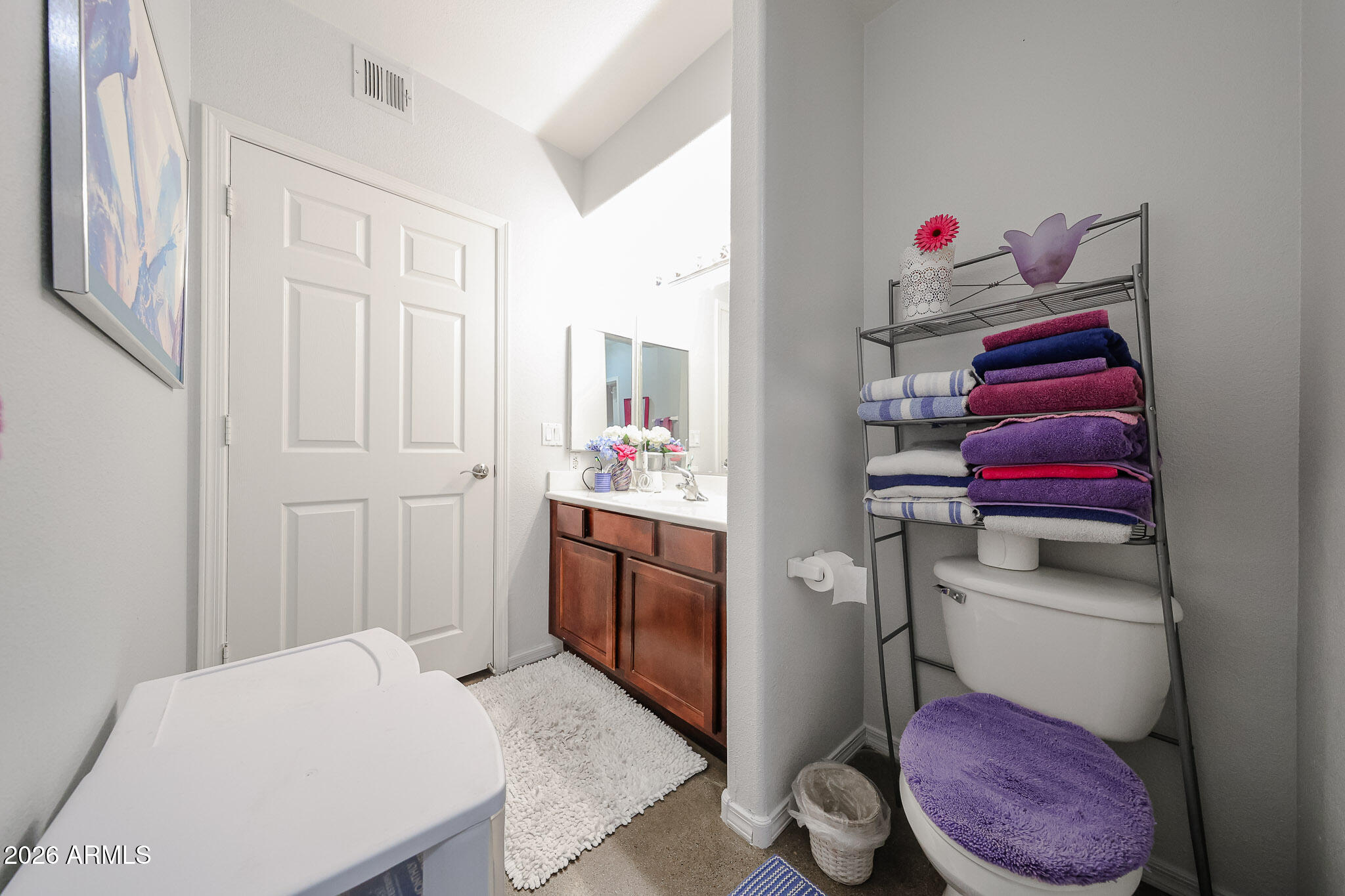 SIGNATURE SCOTTSDALE CONDOMINIUM - Residential