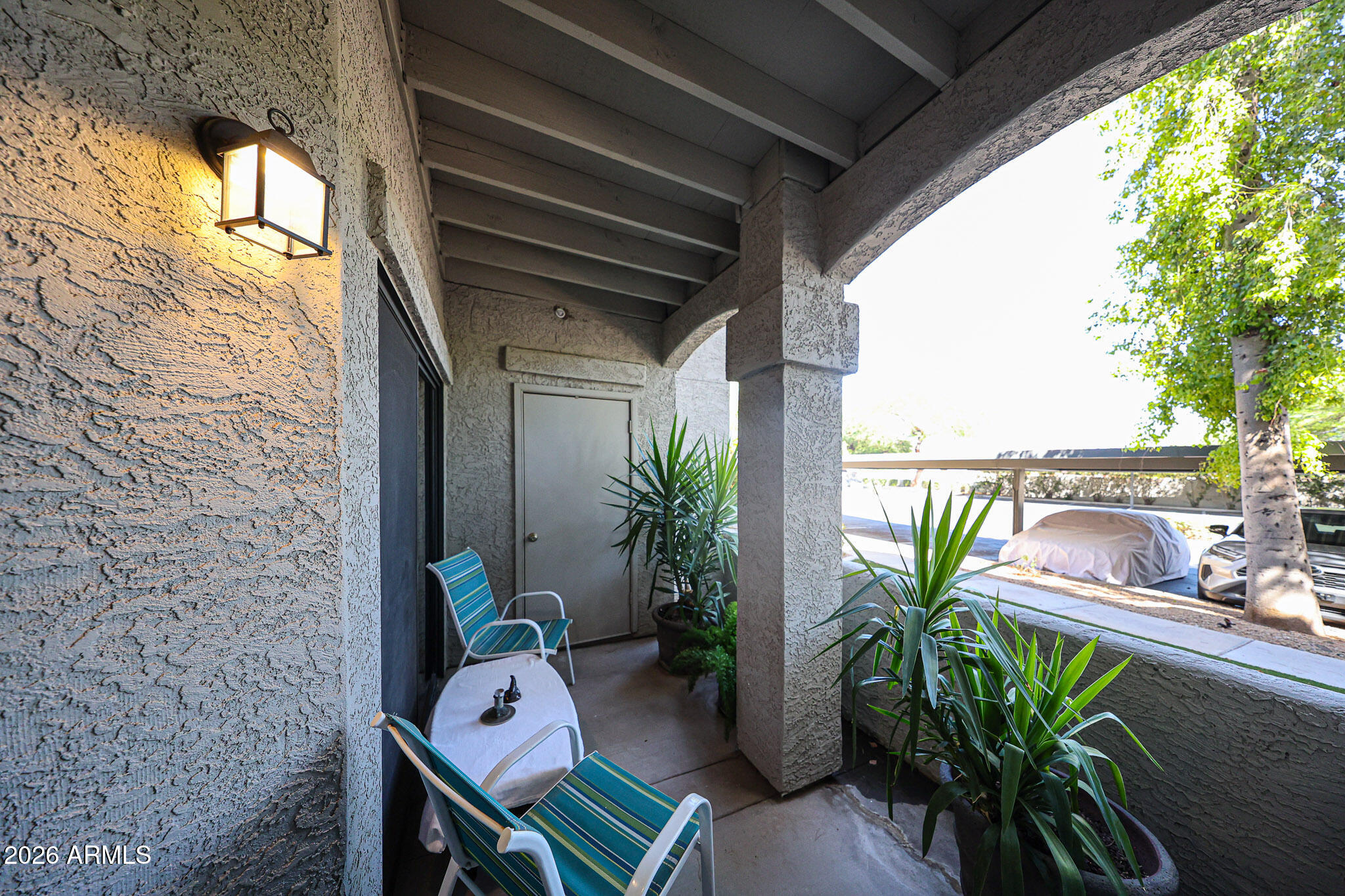 SIGNATURE SCOTTSDALE CONDOMINIUM - Residential