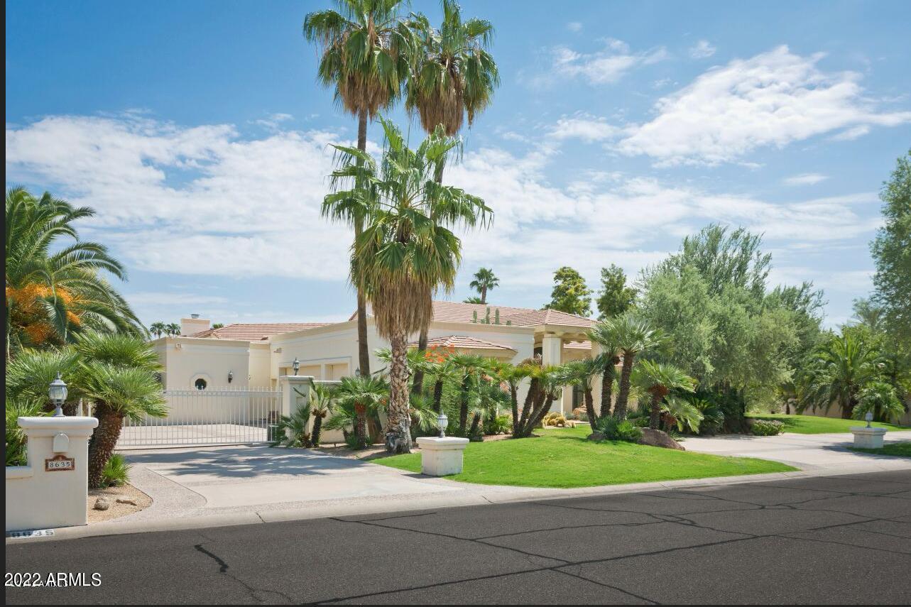 CAMELBACK COUNTRY ESTATES UNIT 1 - Residential