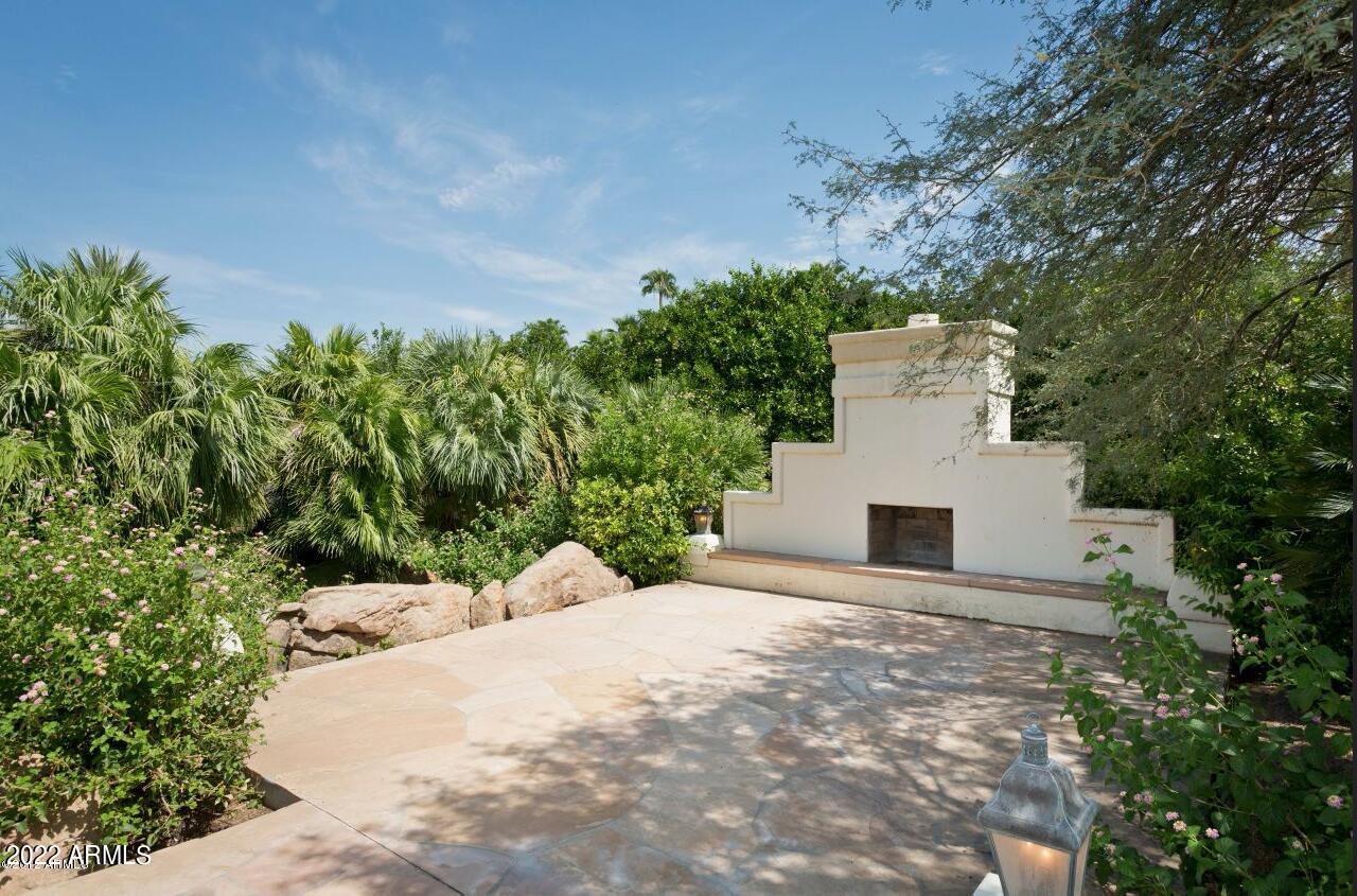 CAMELBACK COUNTRY ESTATES UNIT 1 - Residential