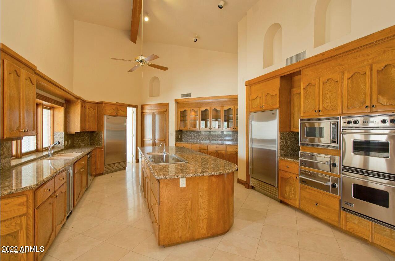 CAMELBACK COUNTRY ESTATES UNIT 1 - Residential