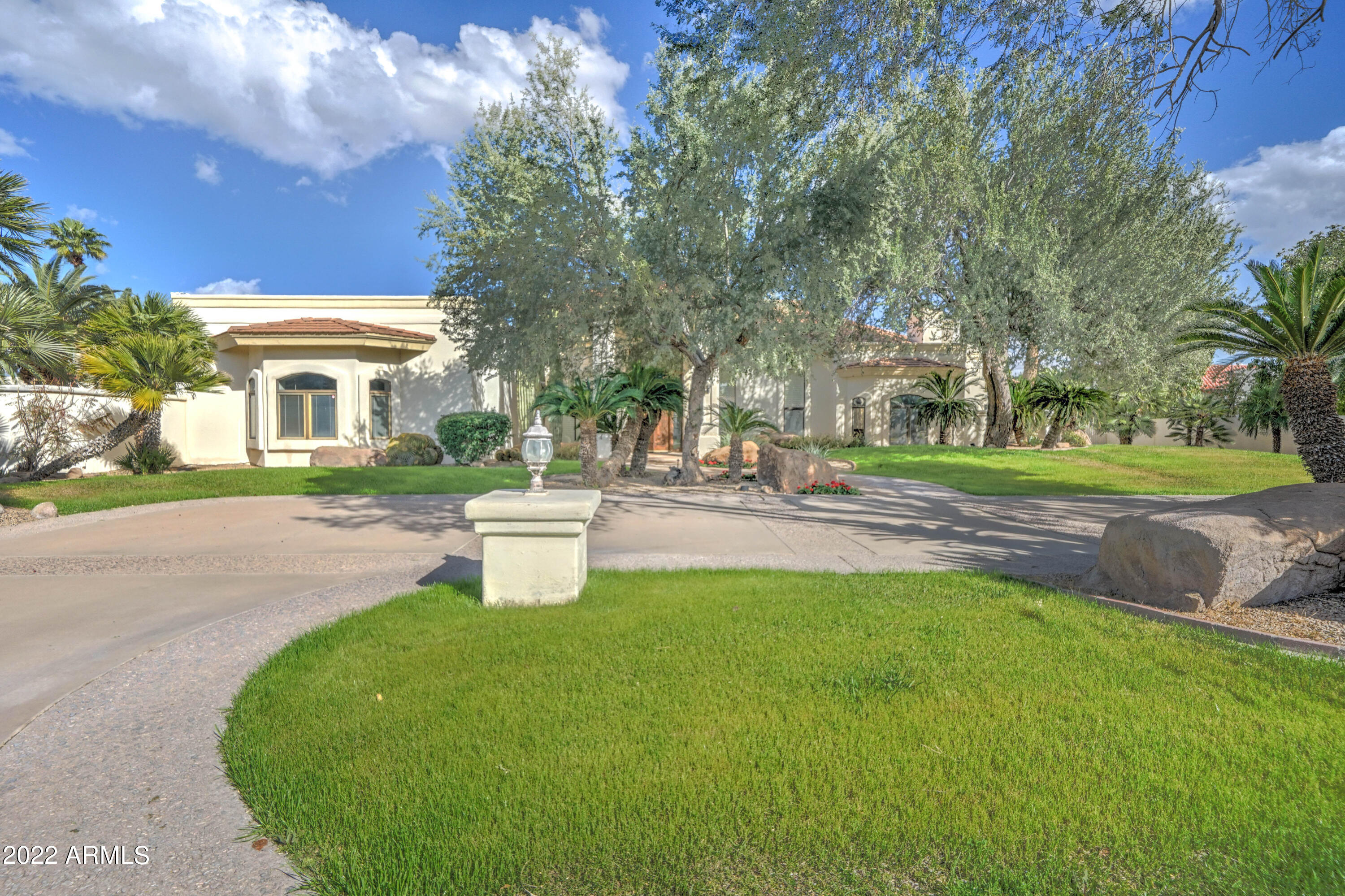 CAMELBACK COUNTRY ESTATES UNIT 1 - Residential