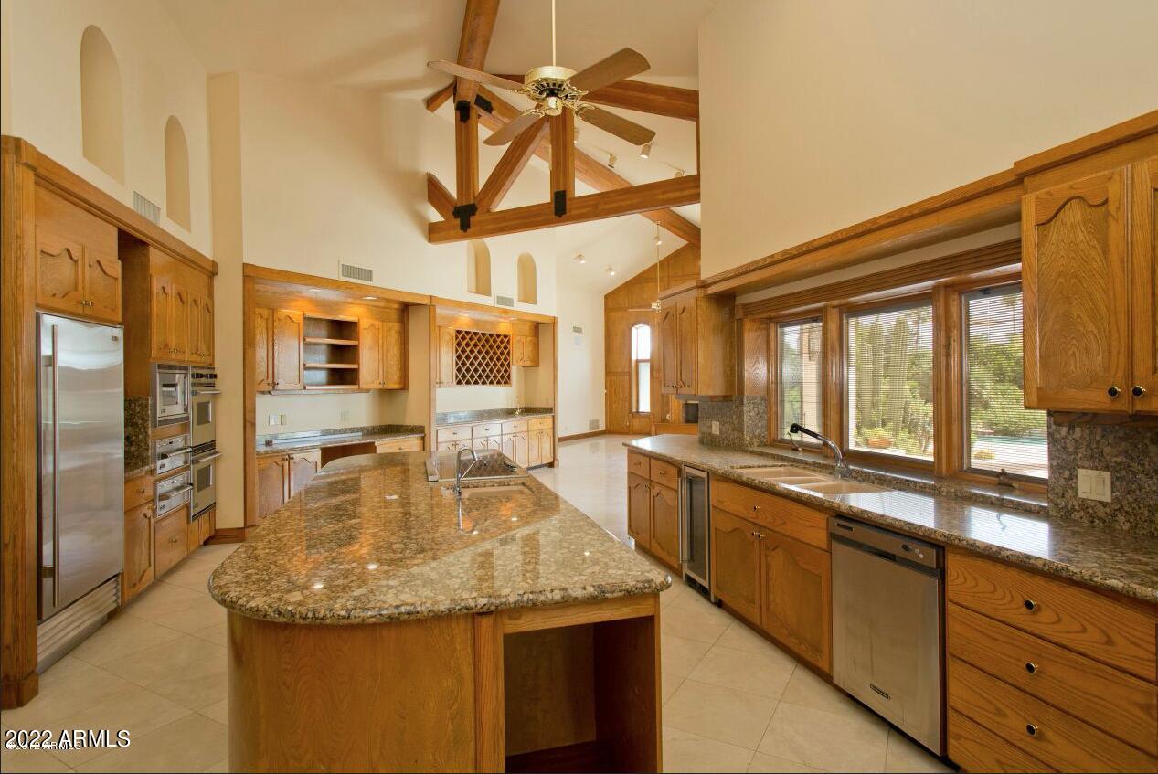 CAMELBACK COUNTRY ESTATES UNIT 1 - Residential