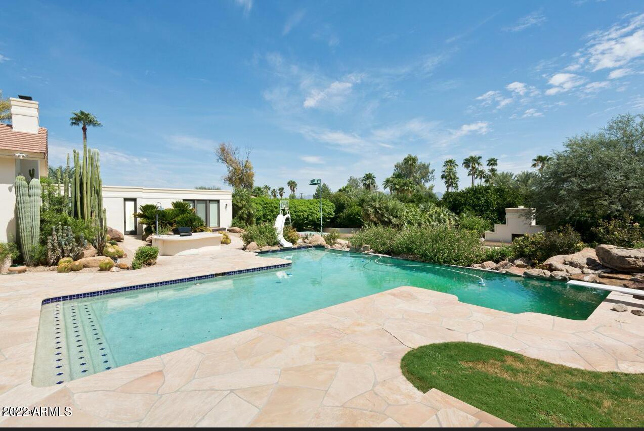 CAMELBACK COUNTRY ESTATES UNIT 1 - Residential