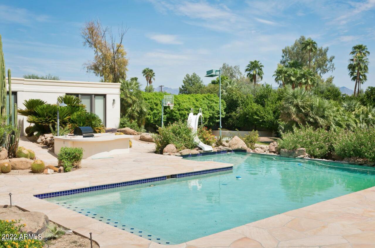 CAMELBACK COUNTRY ESTATES UNIT 1 - Residential