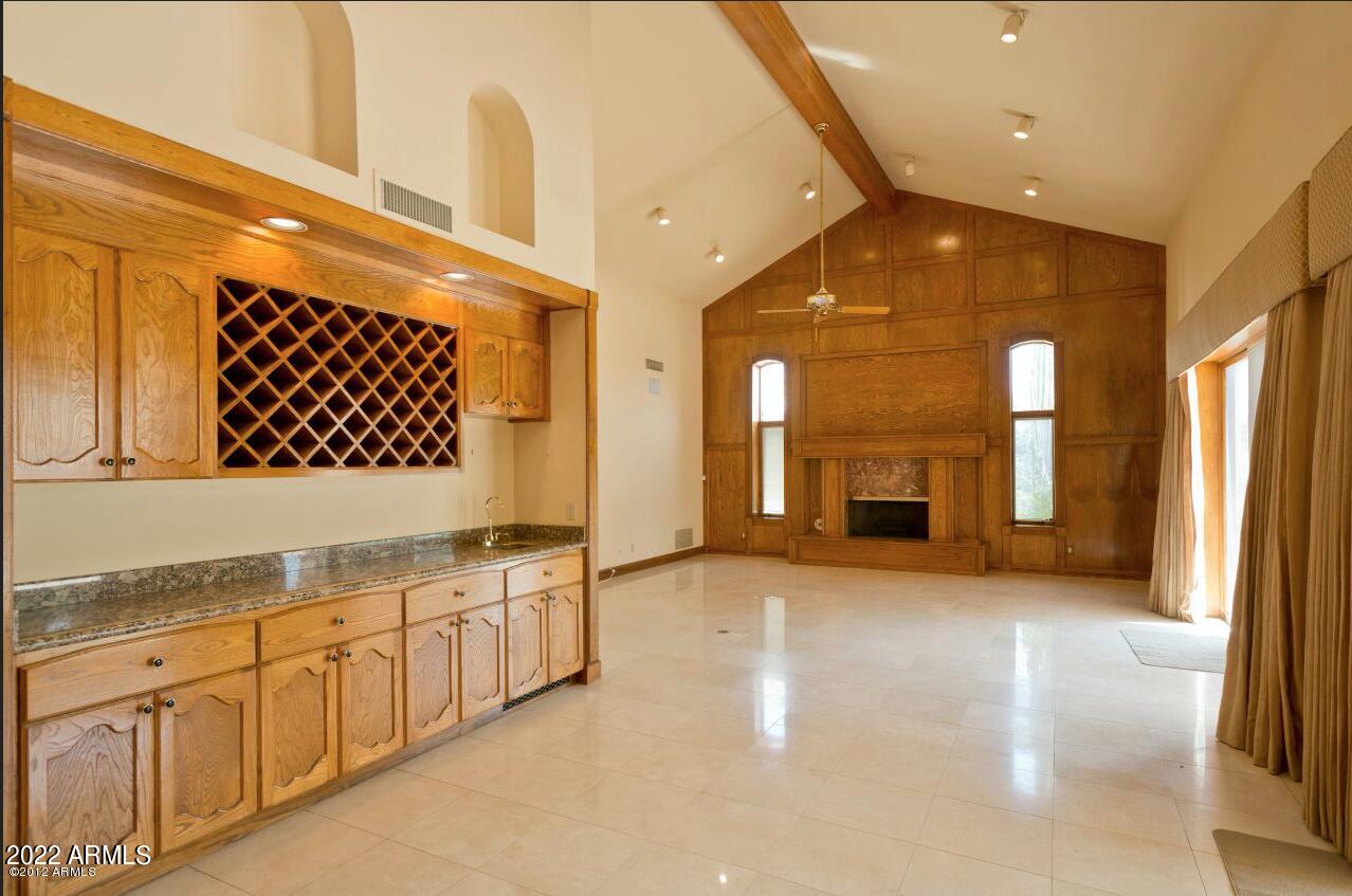 CAMELBACK COUNTRY ESTATES UNIT 1 - Residential