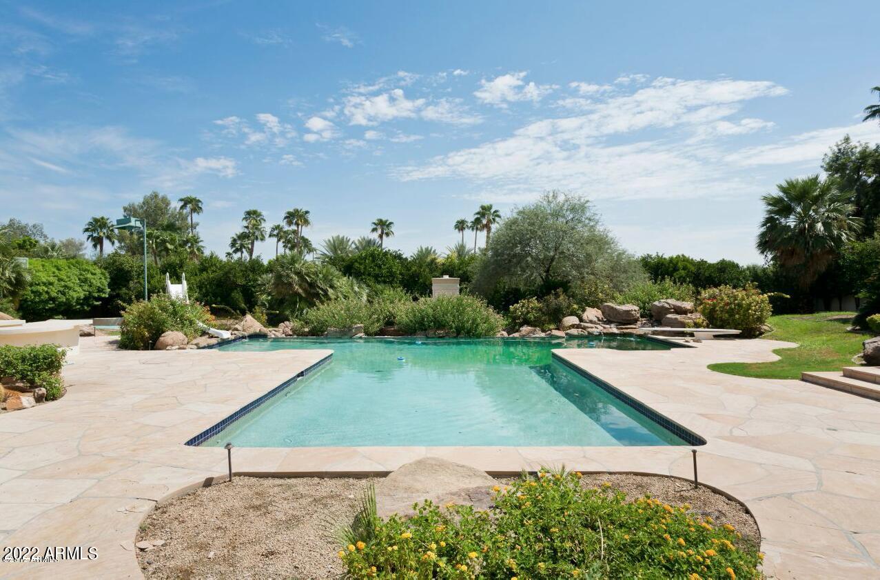 CAMELBACK COUNTRY ESTATES UNIT 1 - Residential