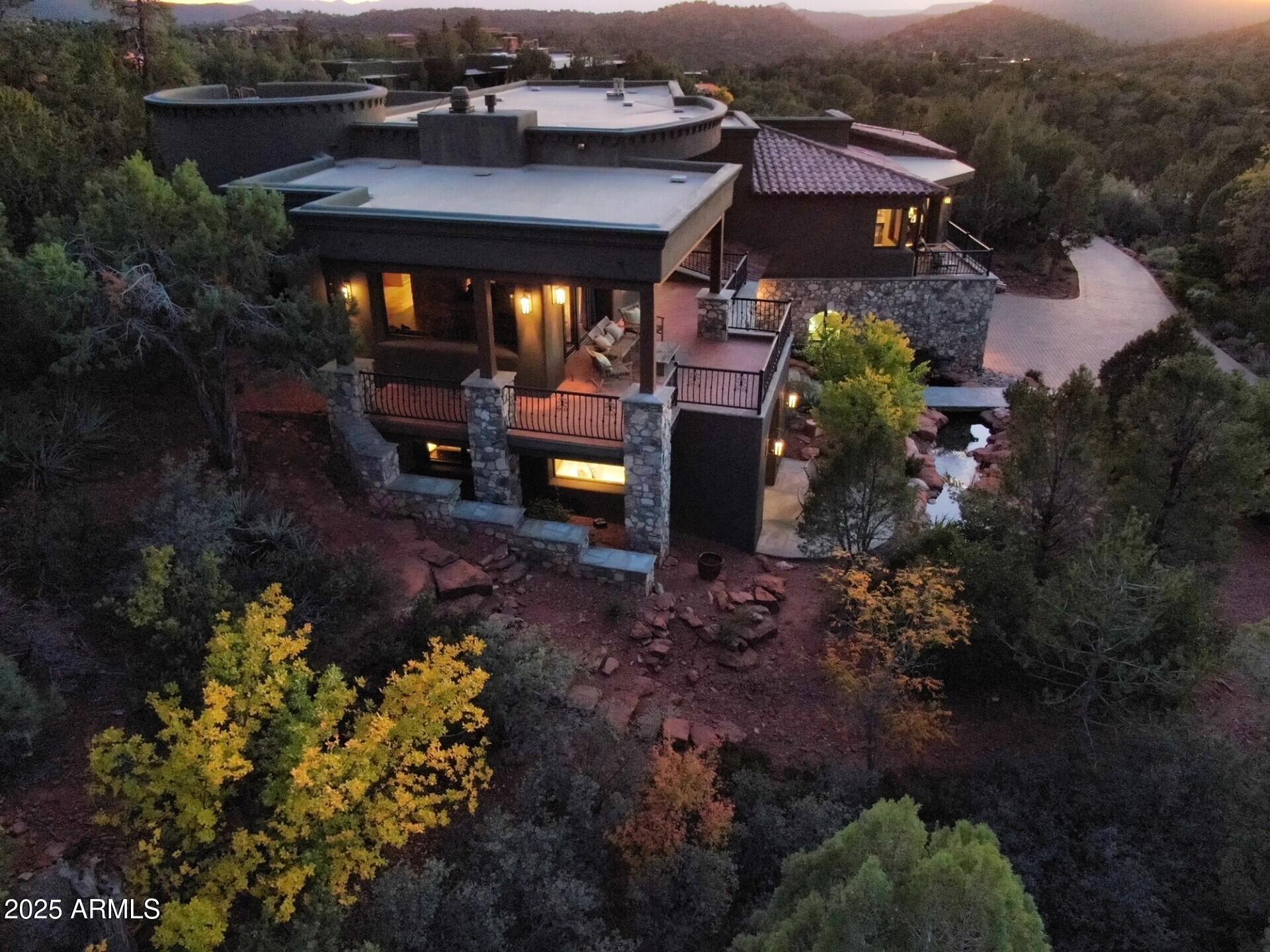 THE NORTH SLOPES - Residential