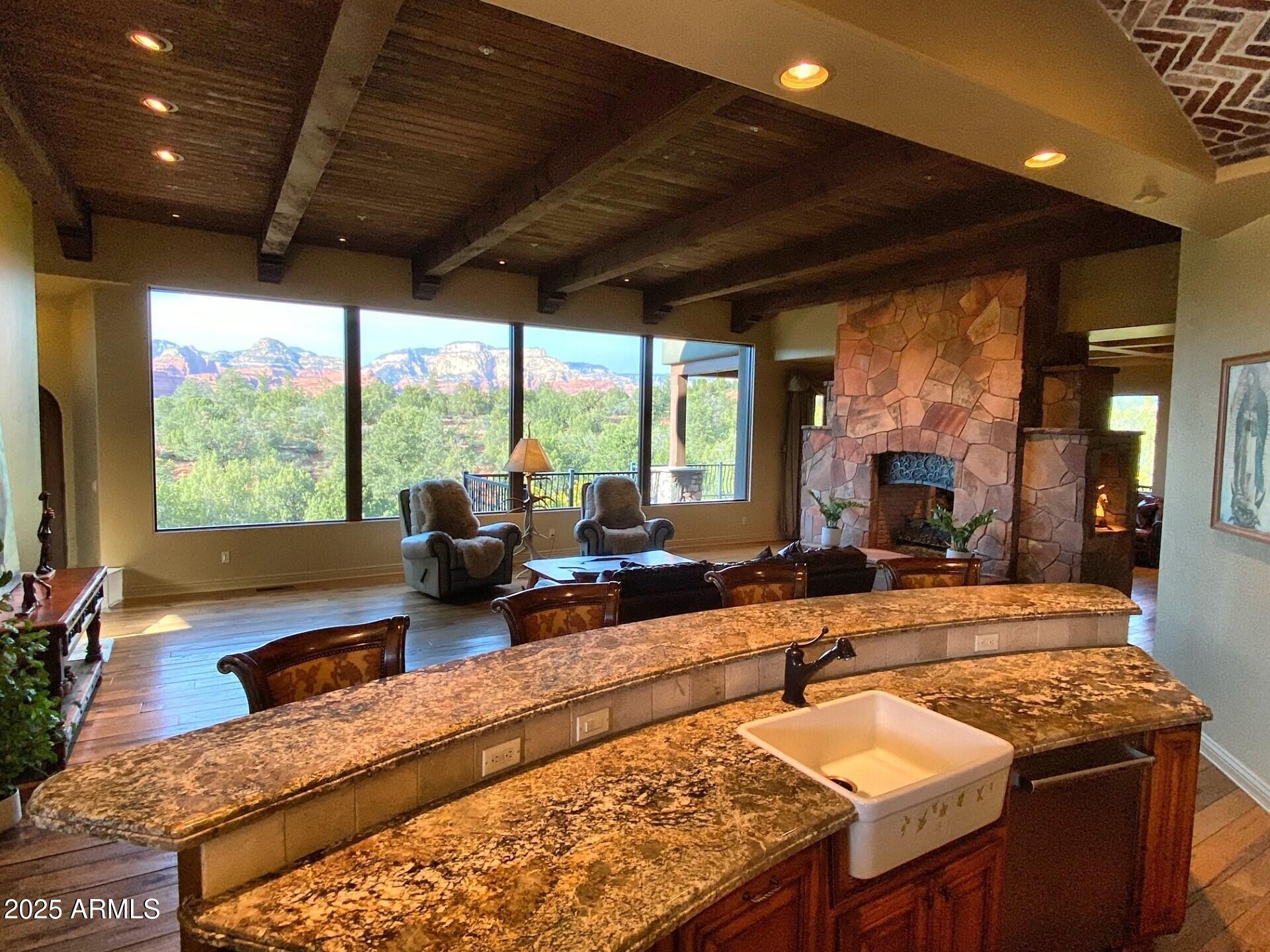 THE NORTH SLOPES - Residential