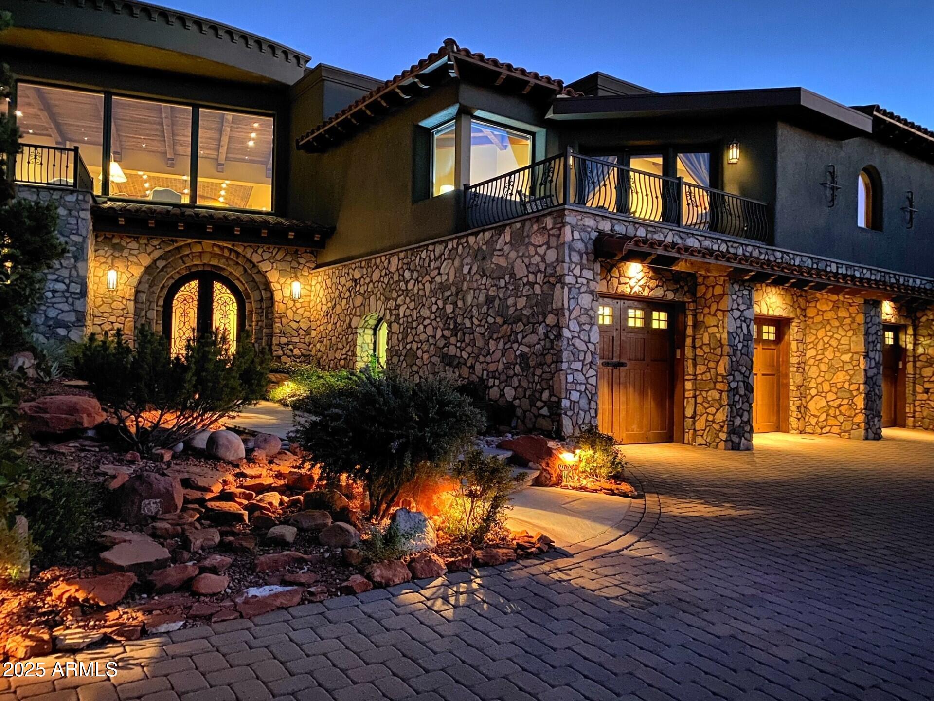 THE NORTH SLOPES - Residential