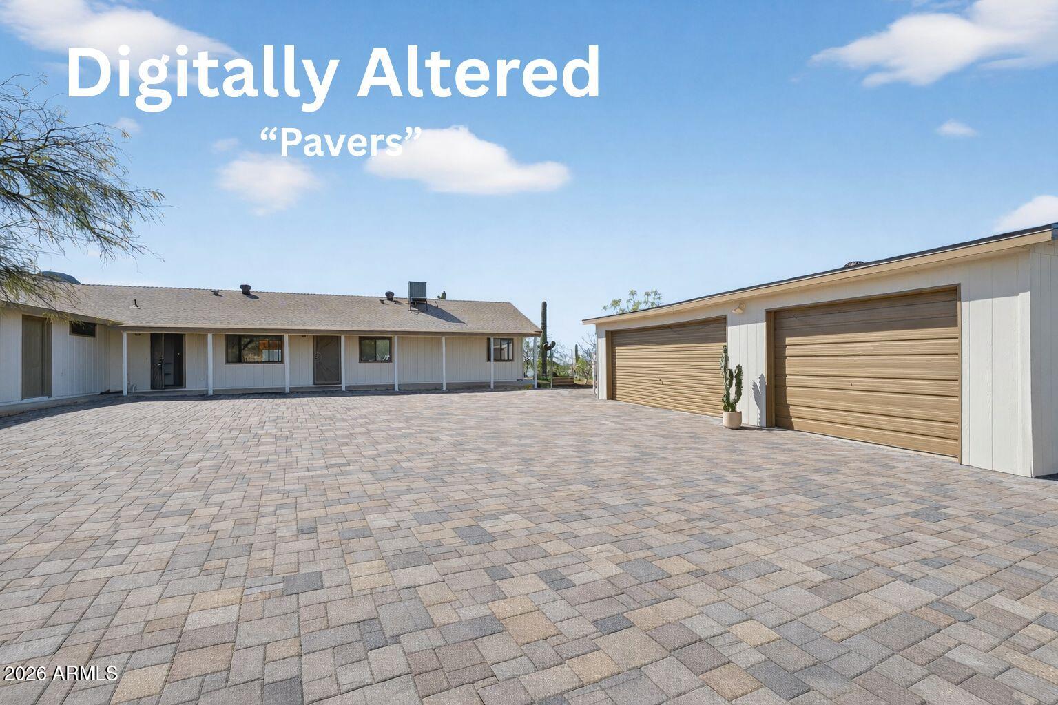 Dual Residence Family Compound 2.6 gated acres. - Residential