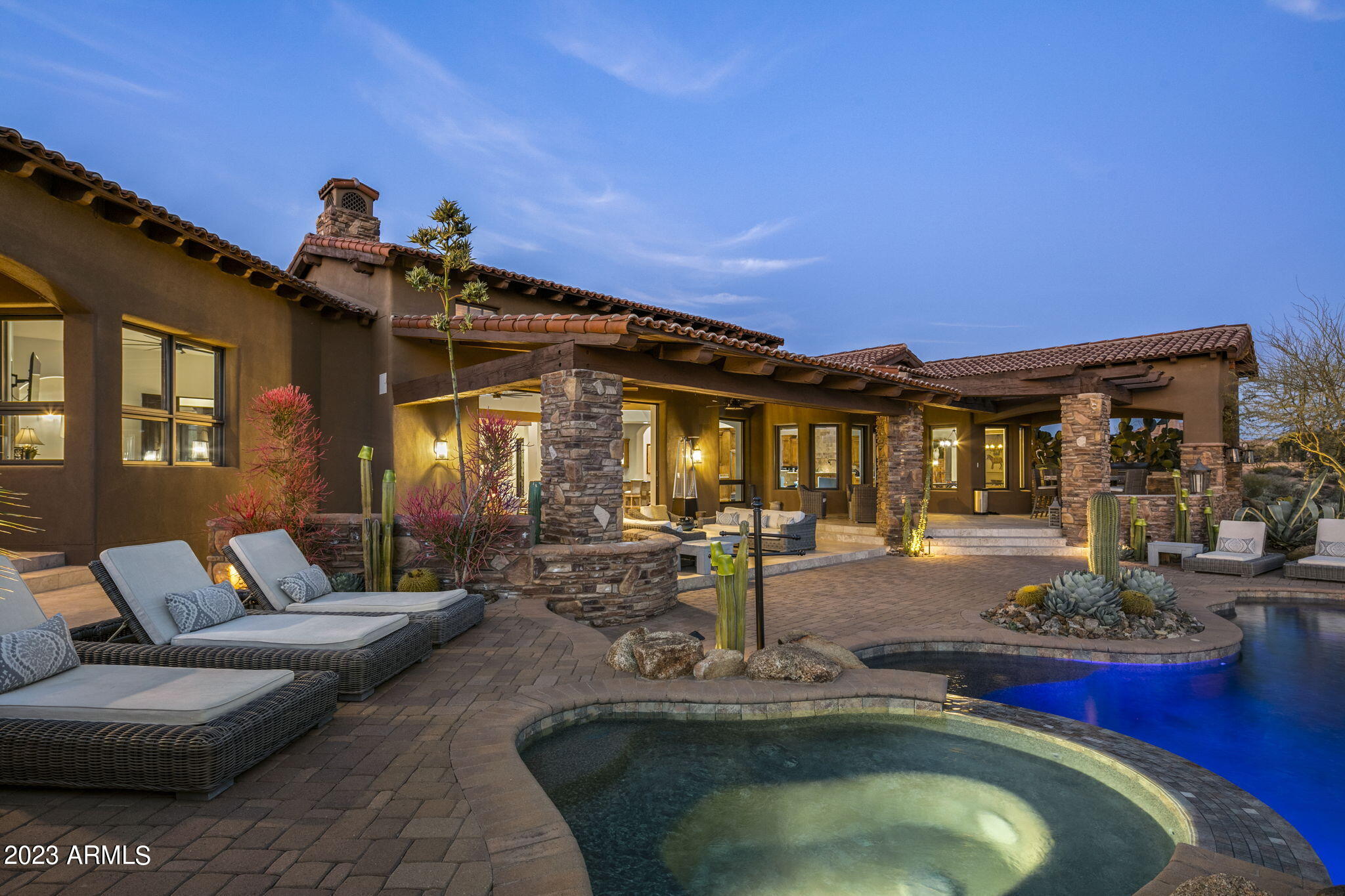 MIRABEL CLUB - Residential