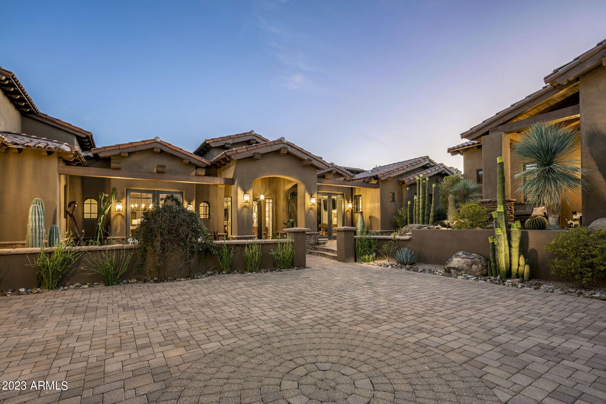 MIRABEL CLUB - Residential