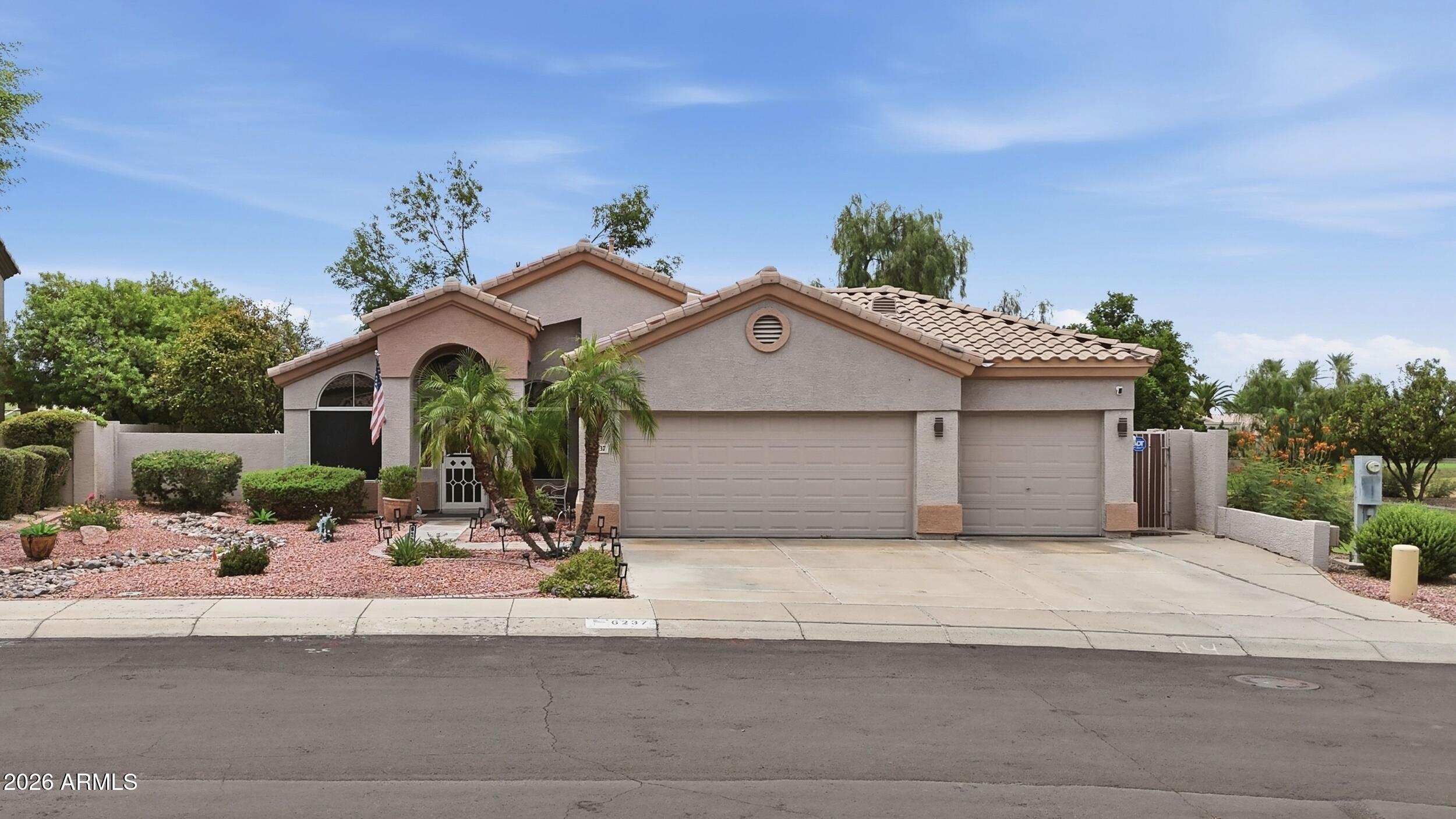 ARROWHEAD RANCH -TUSCANY POINT - Residential